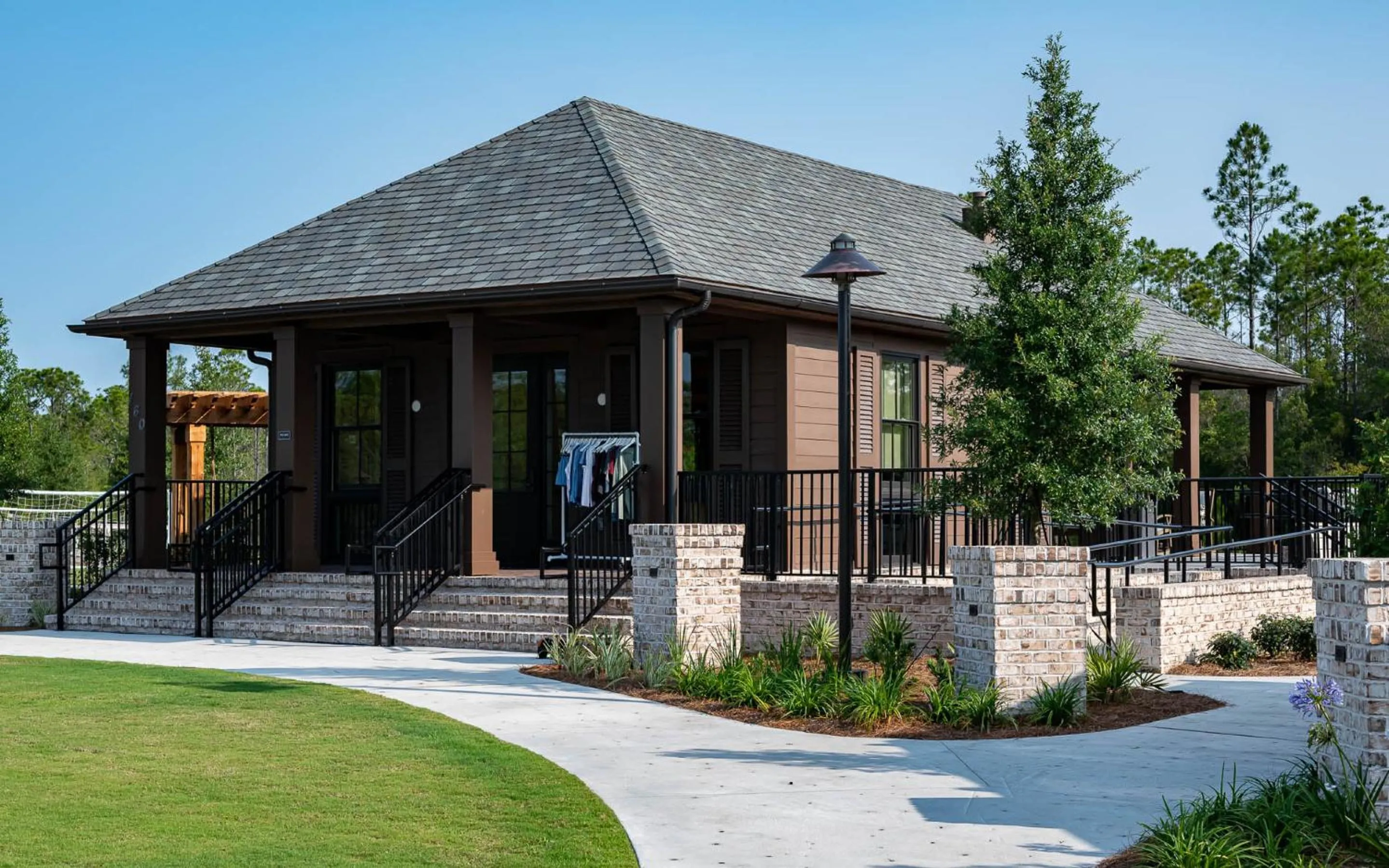 On-site shops in Camp Creek Inn