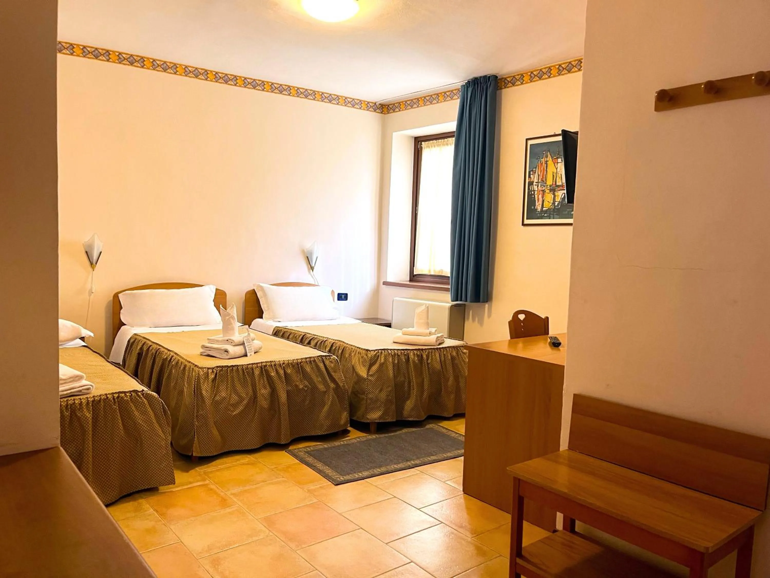 Bedroom, Bed in Hotel Susa