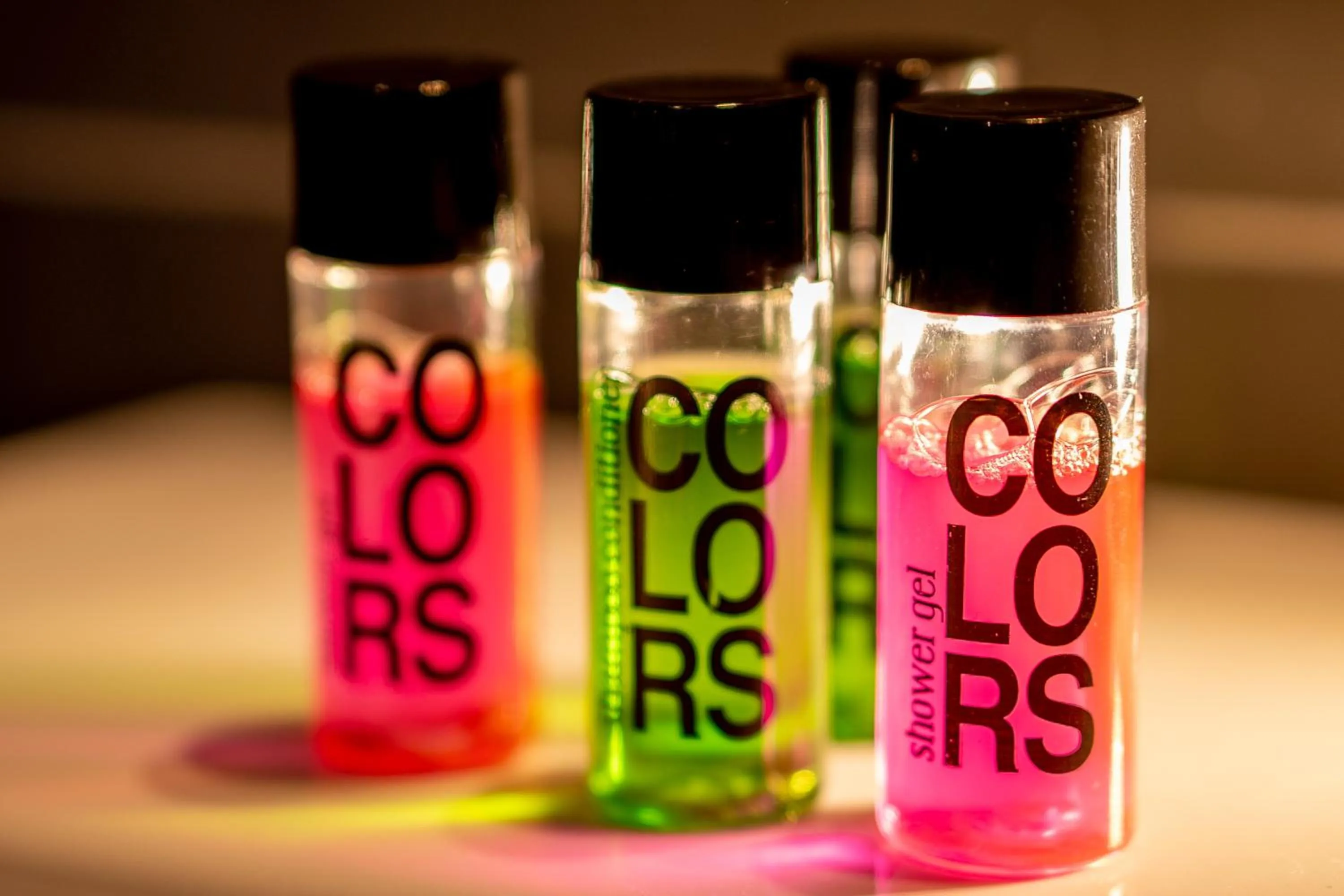 Text overlay in Hotel Gabriella