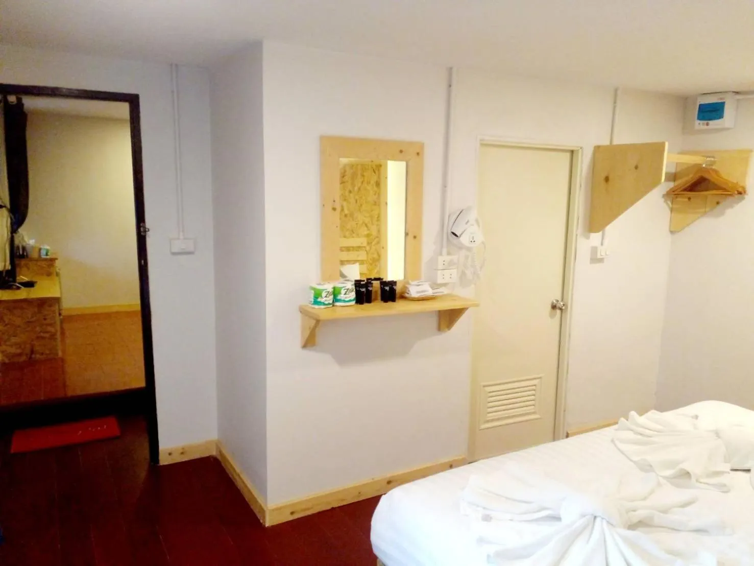 Area and facilities, Bed in Lipe Garden Beach Resort