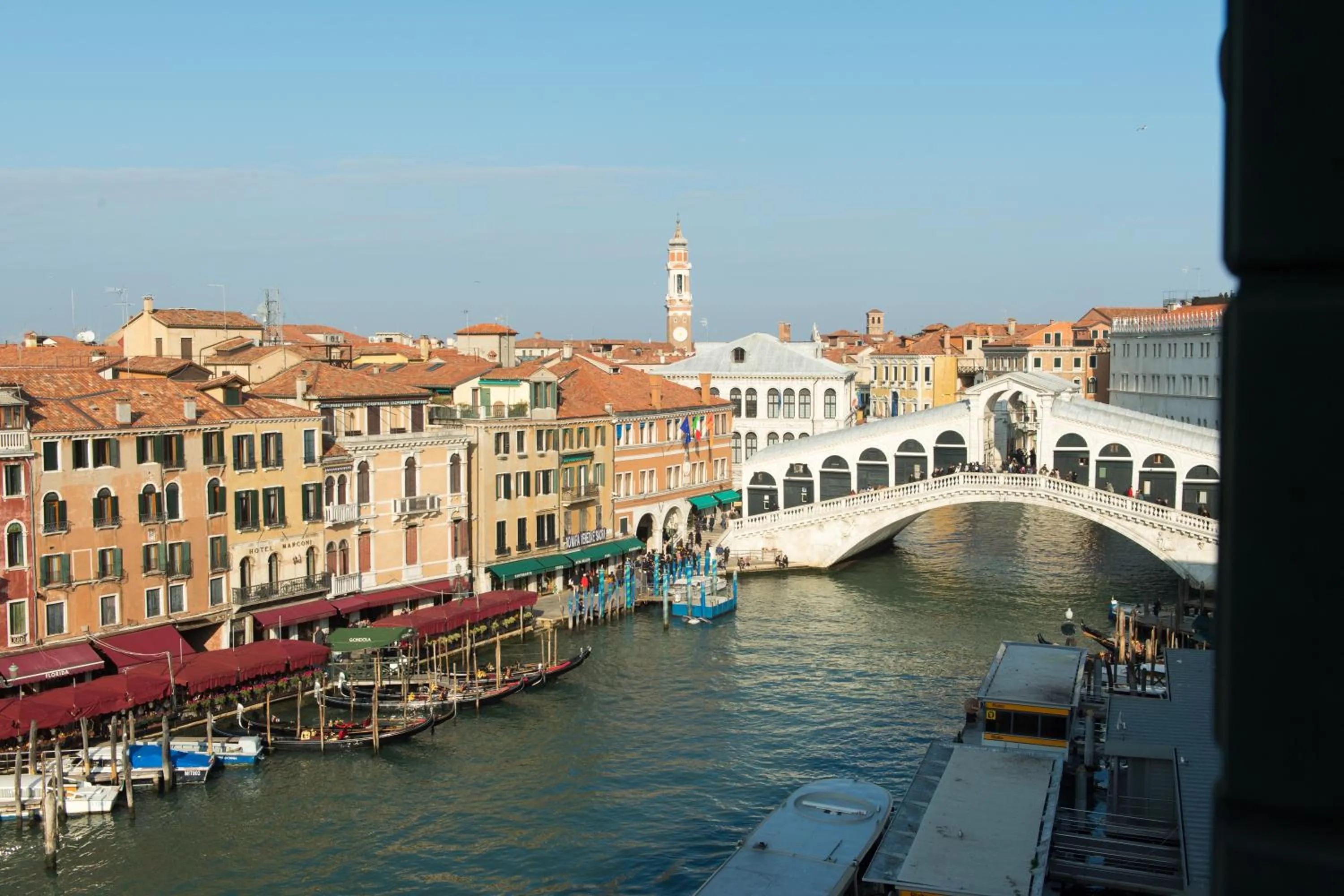 Landmark view in Palazzo Bembo - Exclusive Accommodation