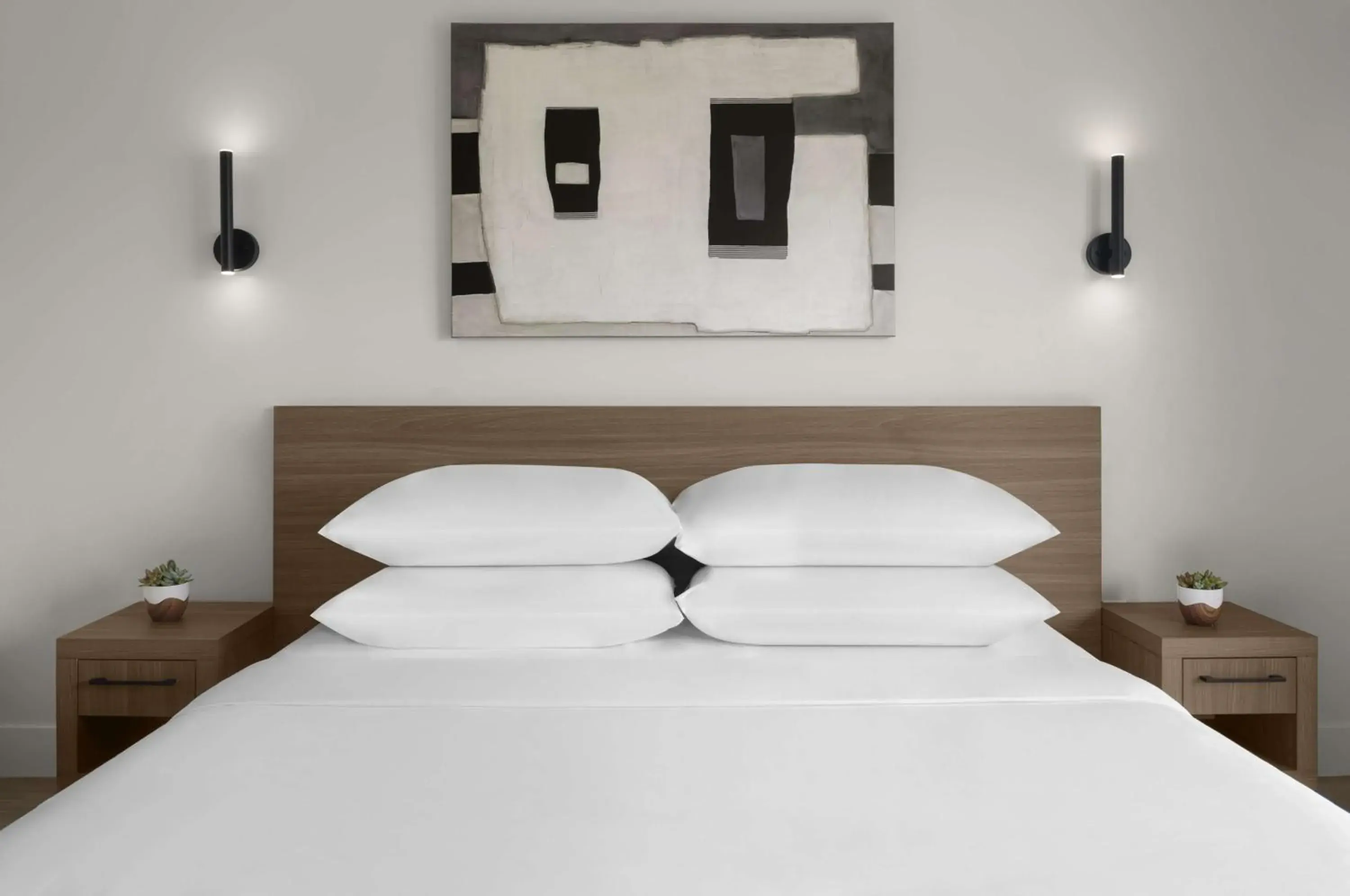 Premium King Room with Roll-In Shower - Accessible in The Lum Hotel Los Angeles Stadium District Premium King Room with Roll-In Shower - Accessible in The Lum Hotel Los Angeles Stadium District