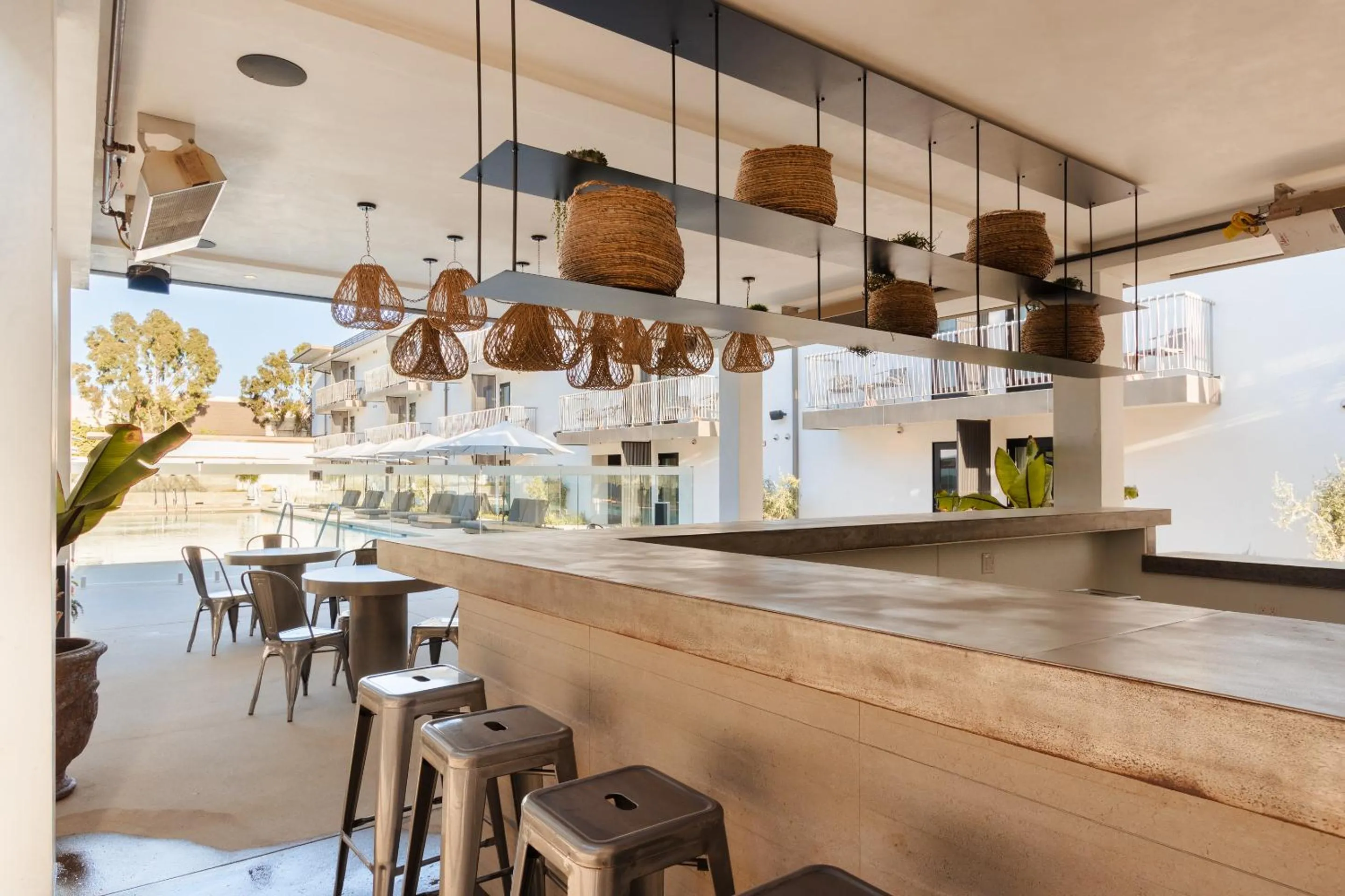 Balcony/Terrace in The Lum Hotel Los Angeles Stadium District