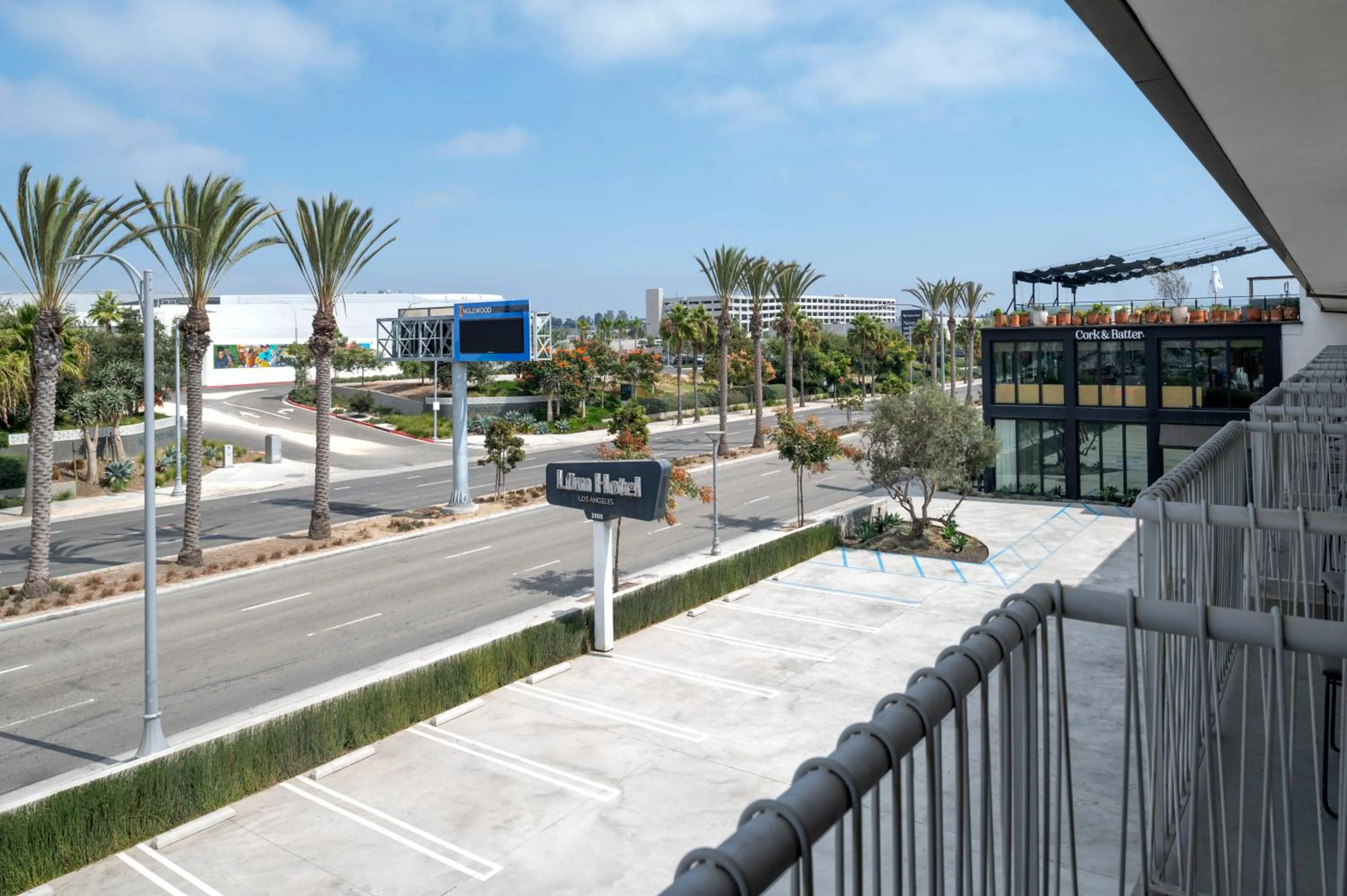 City view in The Lum Hotel Los Angeles Stadium District