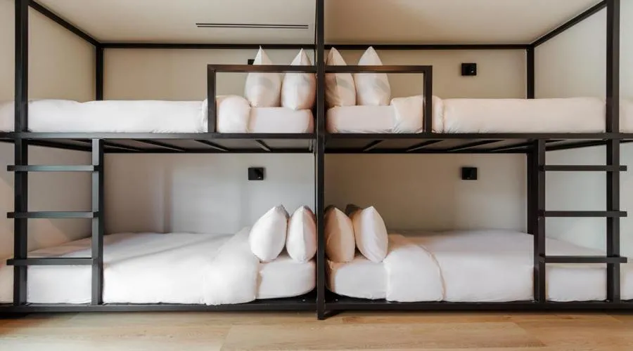 Bedroom, Bed in The Lum Hotel Los Angeles Stadium District