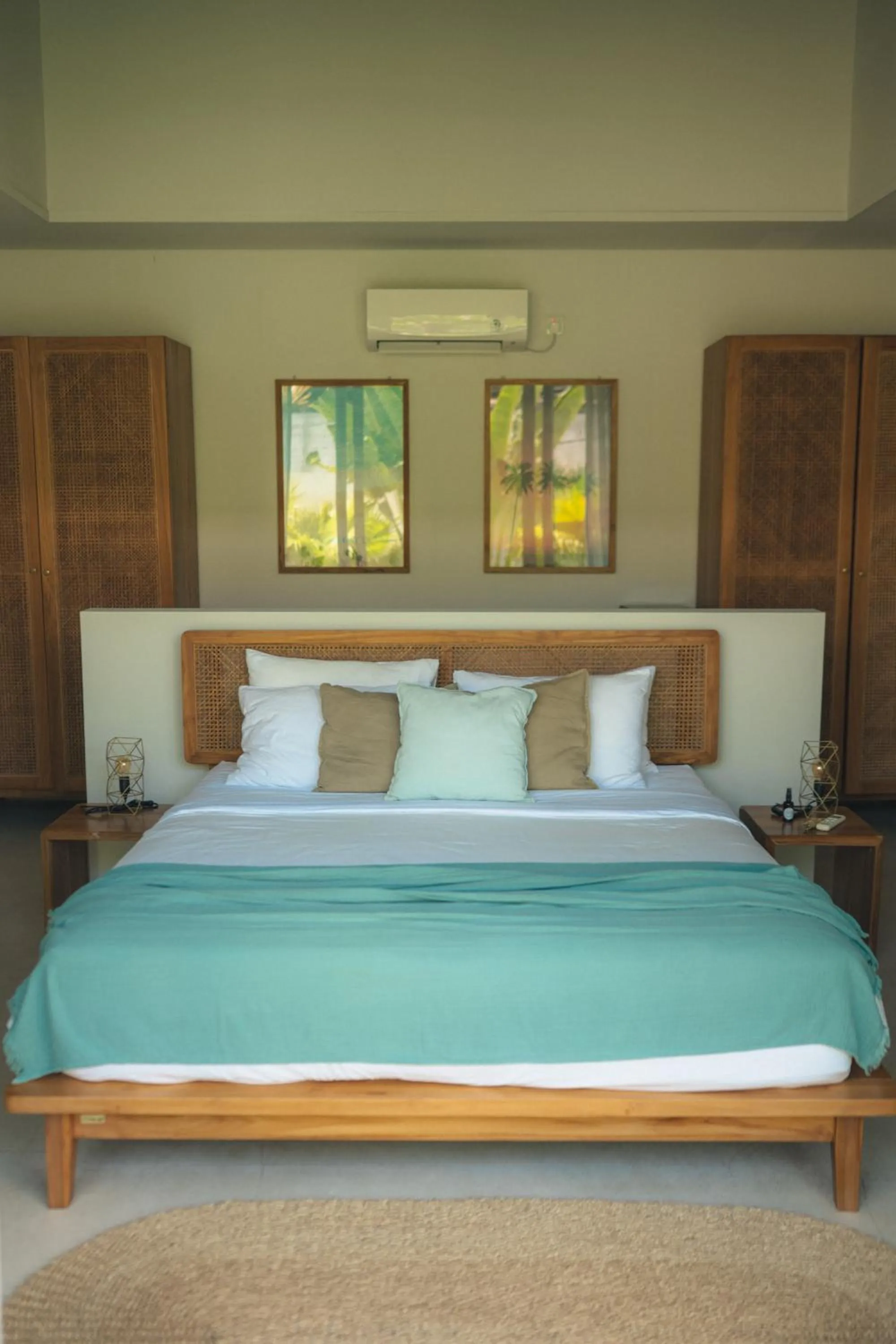 Bed in Adults-Only Luxury Studio Private Pool & Free Gym