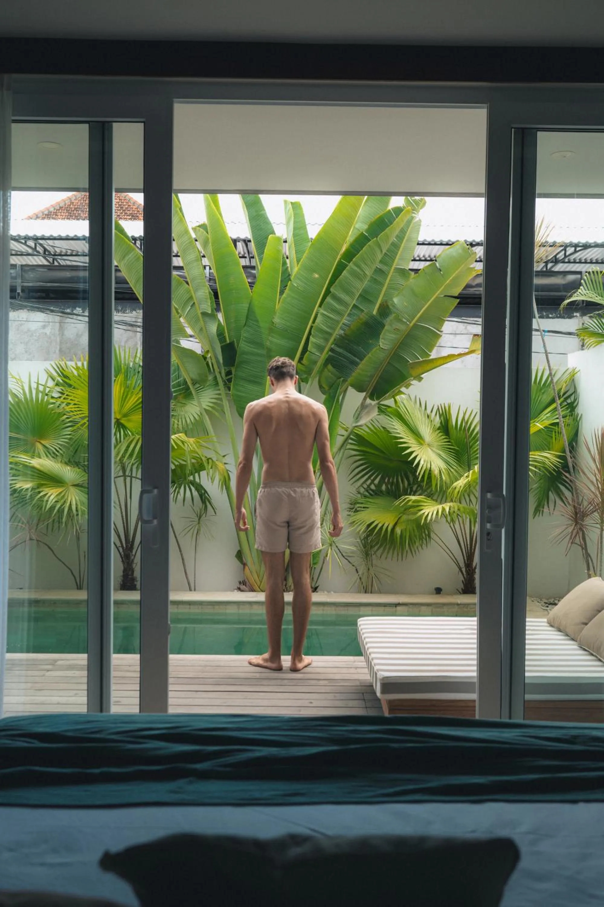 Adults-Only Luxury Studio Private Pool & Free Gym