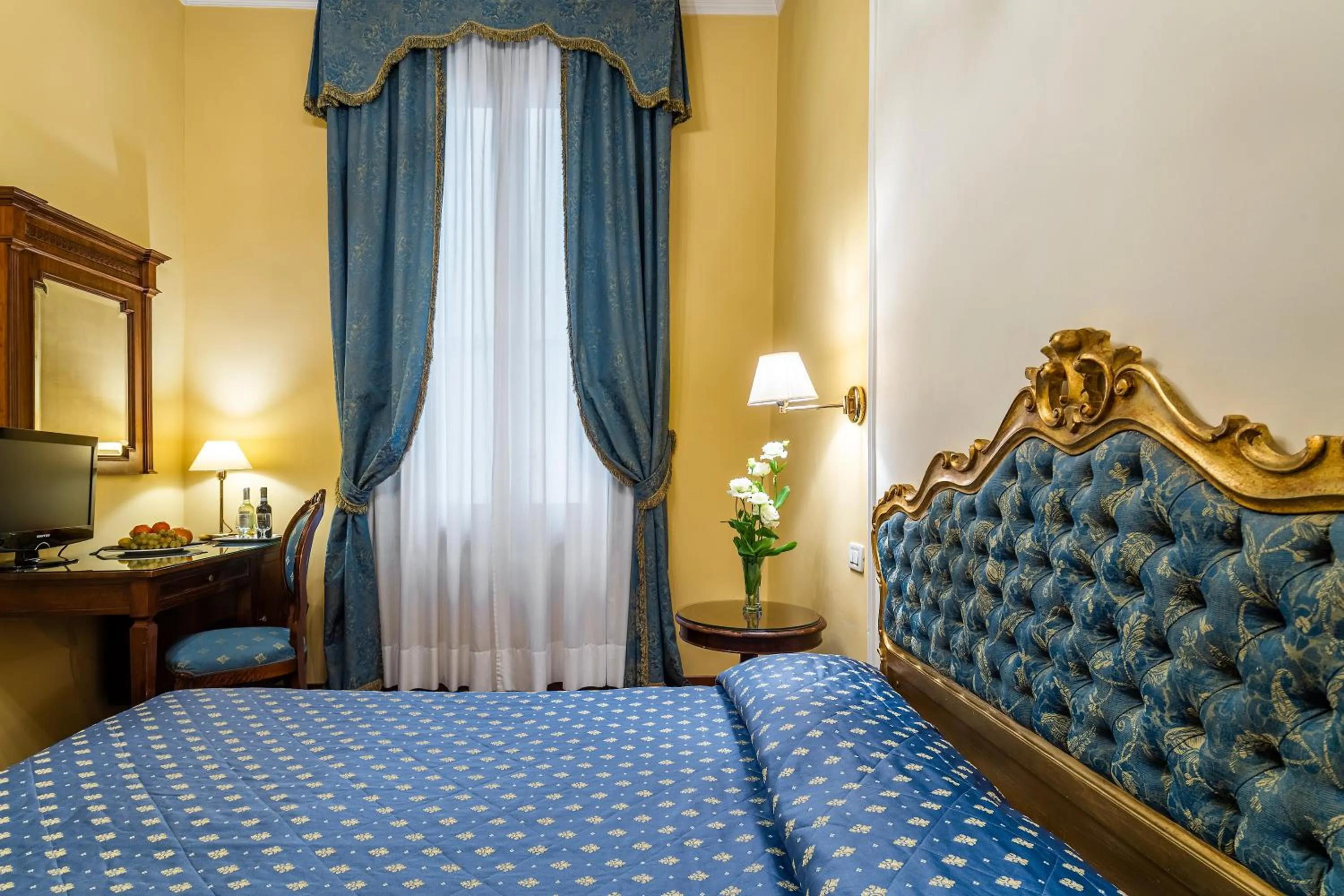 Bed in Locanda Sant'Agostin