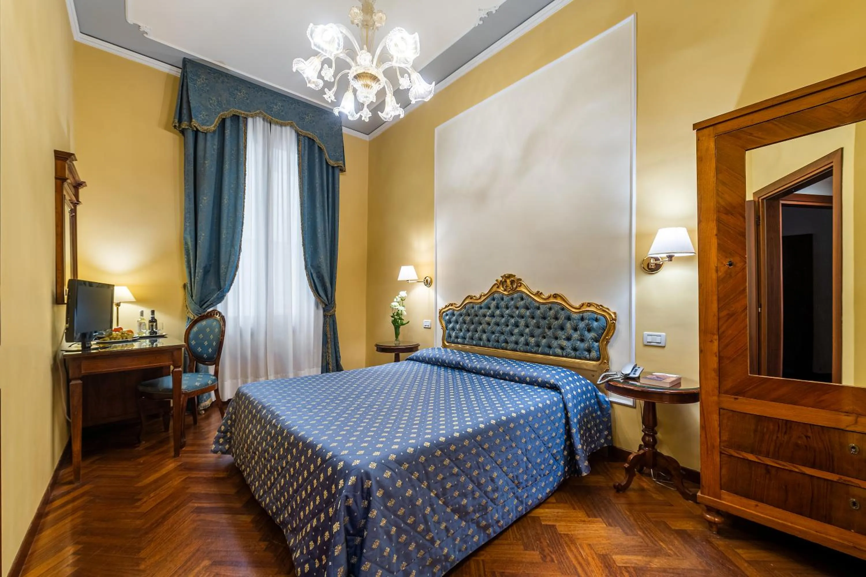Bed in Locanda Sant'Agostin
