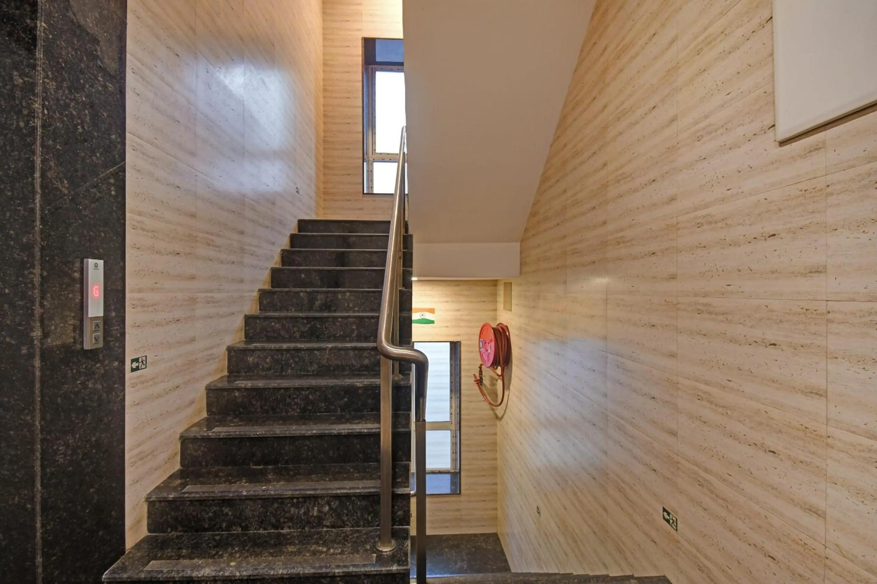 Other in Super Townhouse Hotel All In One Near City Centre Salt Lake