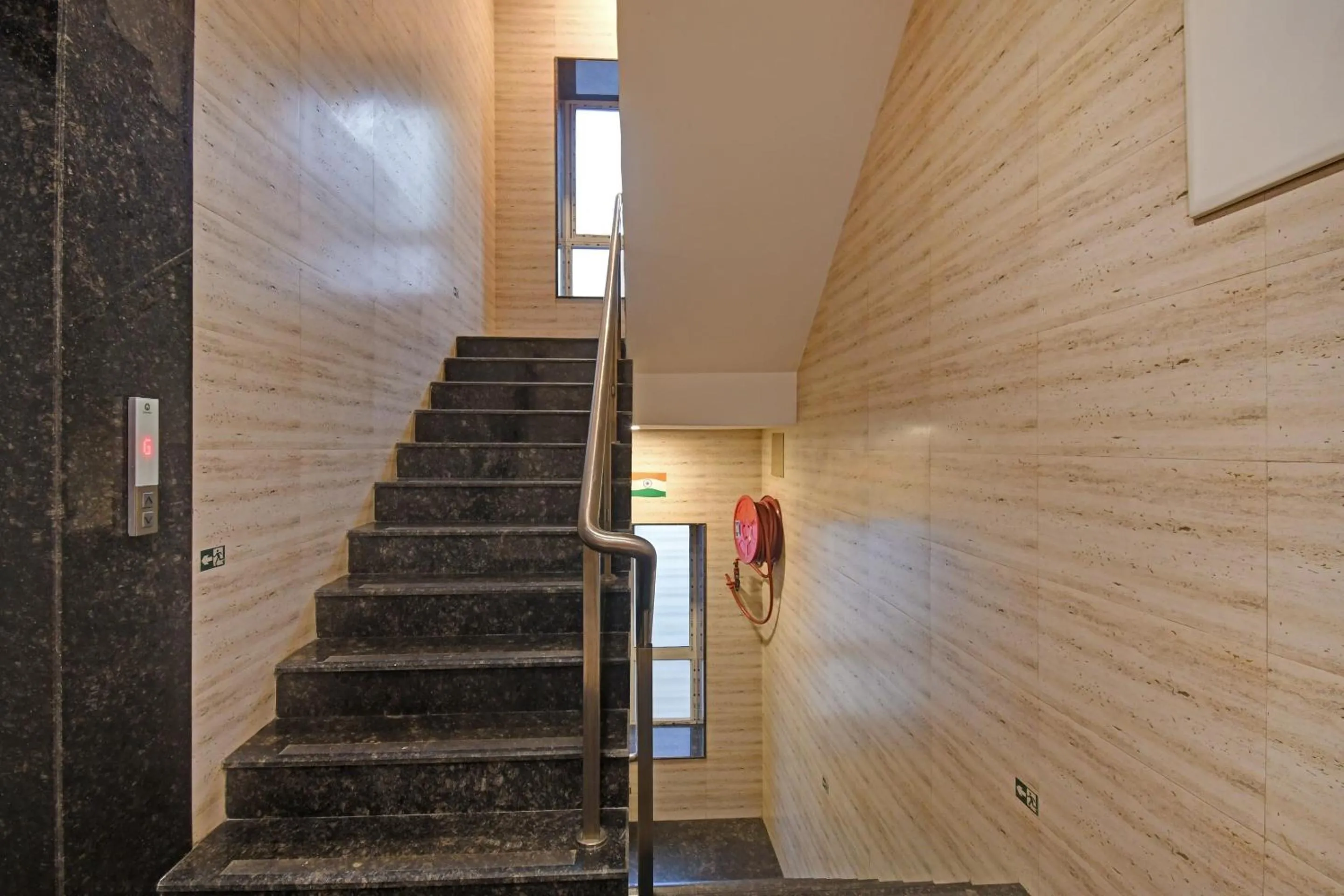 Other in Super Townhouse Hotel All In One Near City Centre Salt Lake