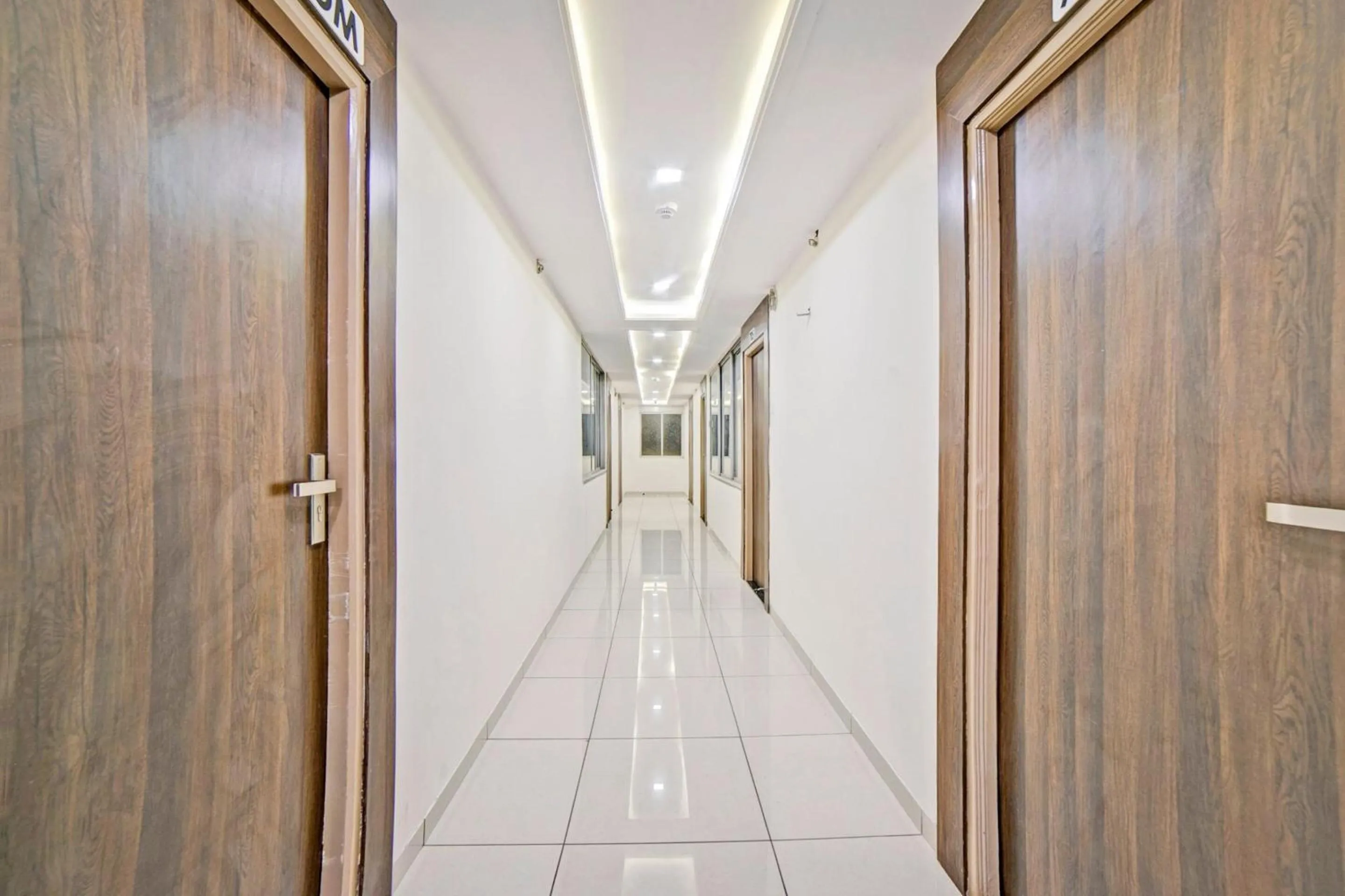 Lobby or reception in Super Townhouse Tulip