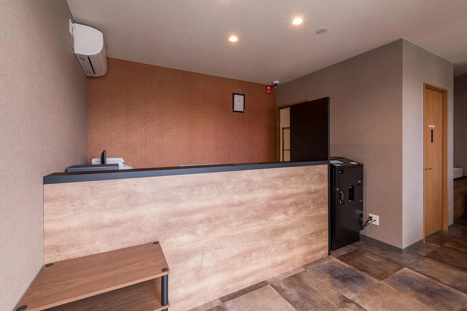 Lobby or reception in HOTEL R9 The Yard Yatsushiro