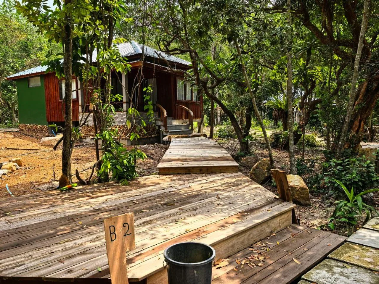 Property building in Lazy Beach