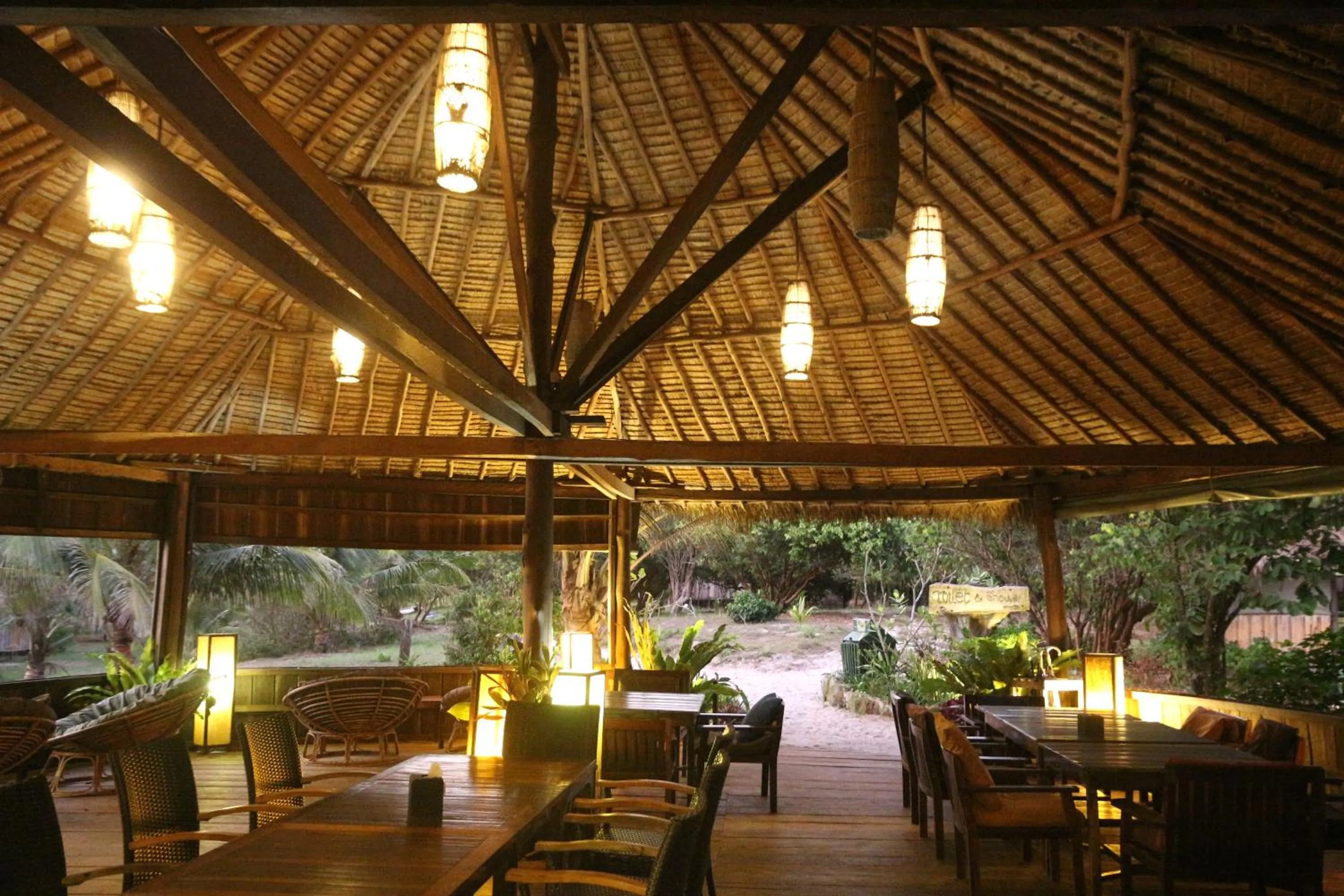 Restaurant/places to eat in Lazy Beach