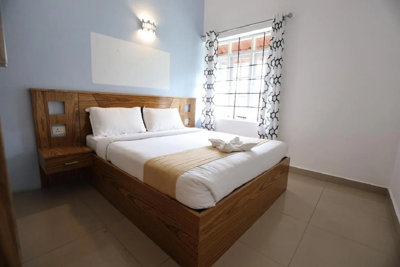 Bed in Coastal Grand Resort - Ooty