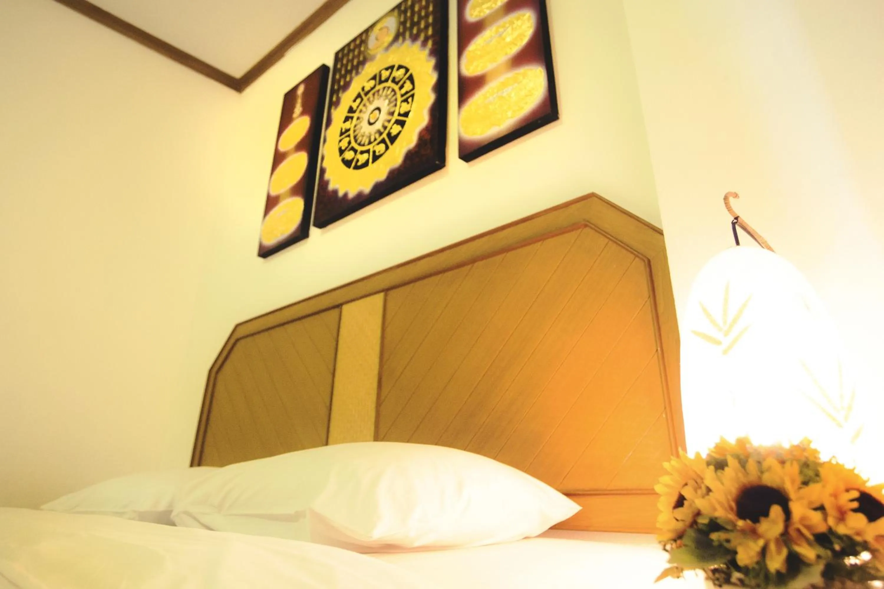 Bed in The Residence Hotel -SHA Extra Plus