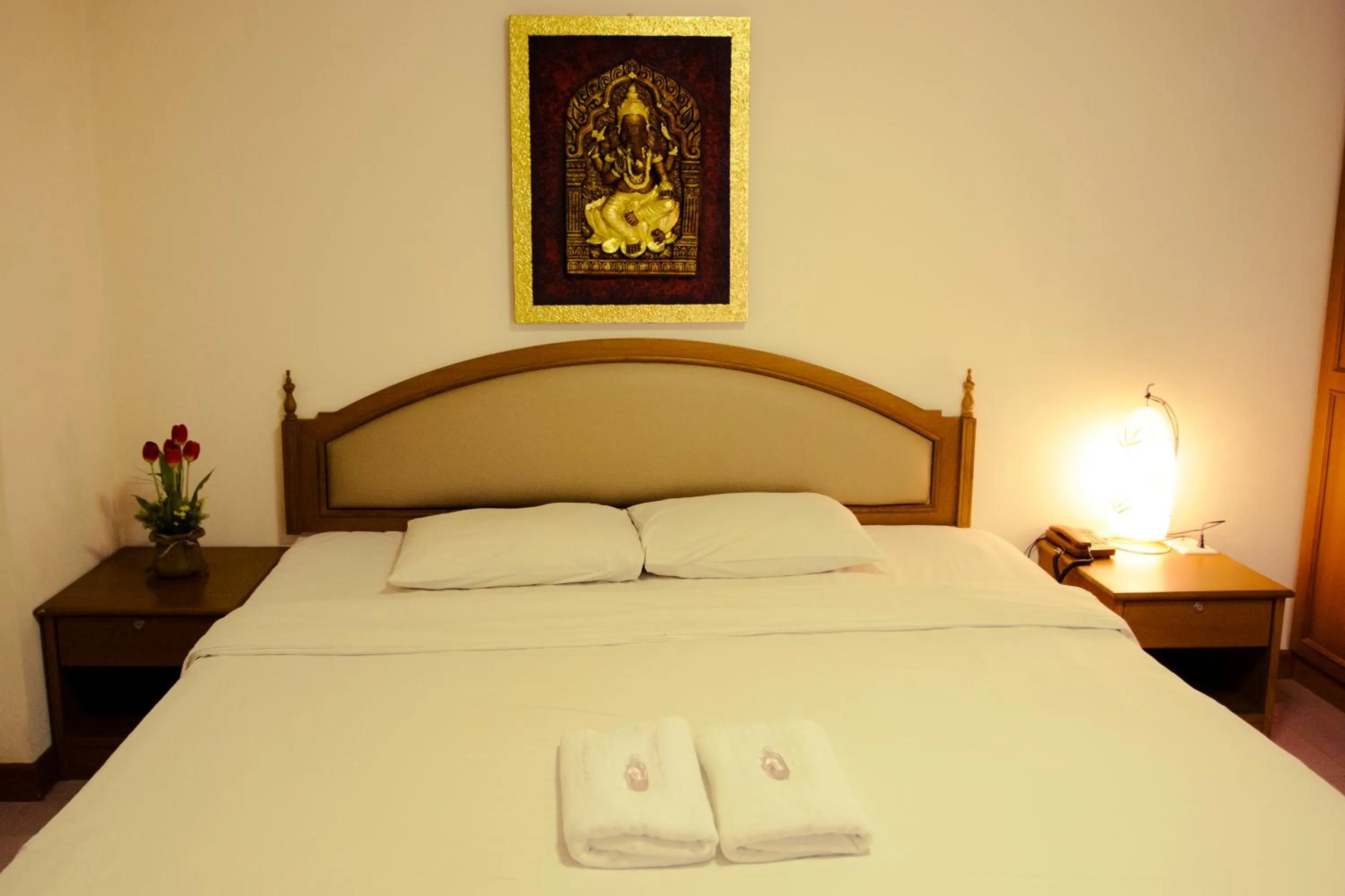 Bed in The Residence Hotel -SHA Extra Plus