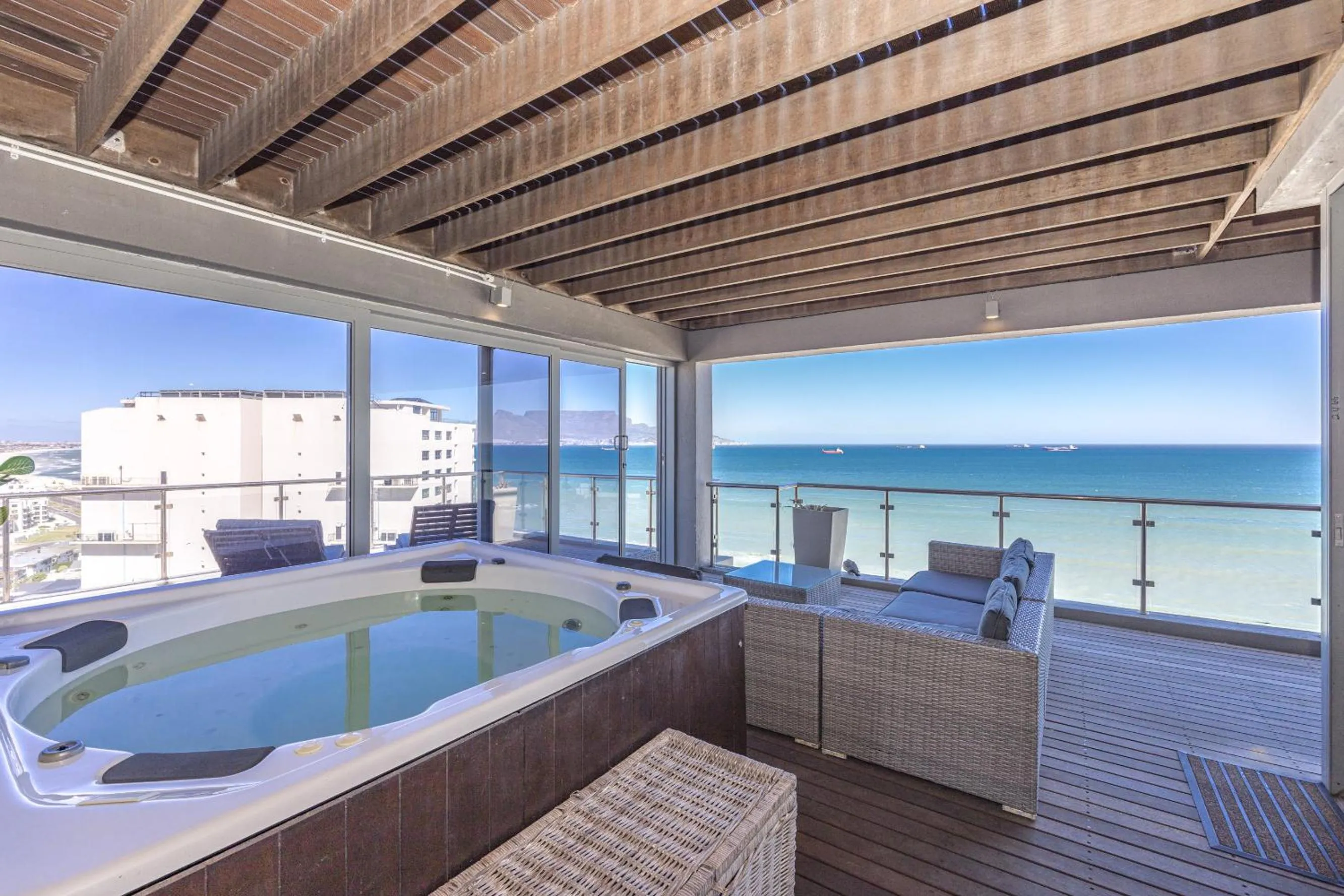 Hot Tub in Infinity Self Catering Apartments