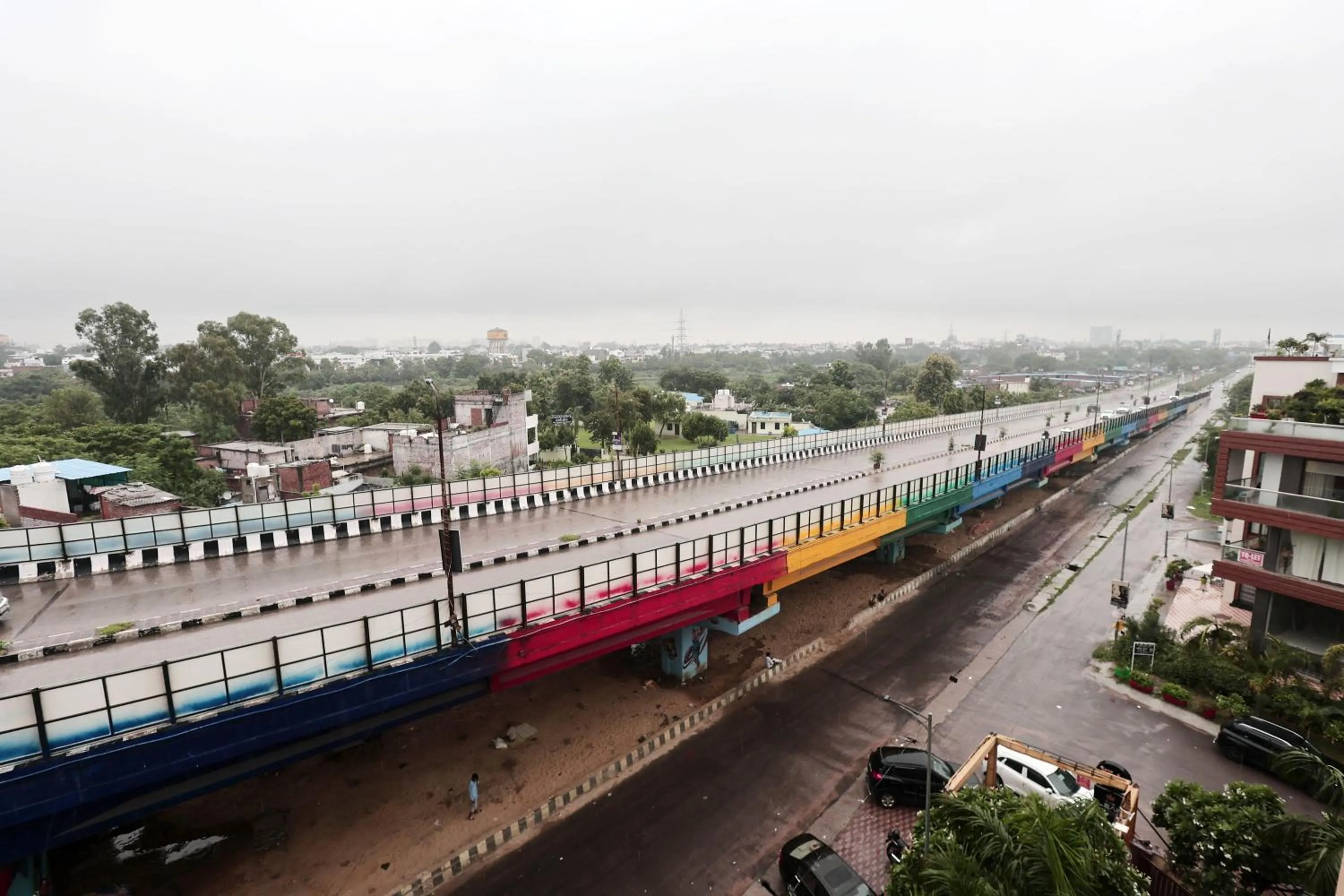 Hotel The Leaf - Gomti Nagar Lucknow