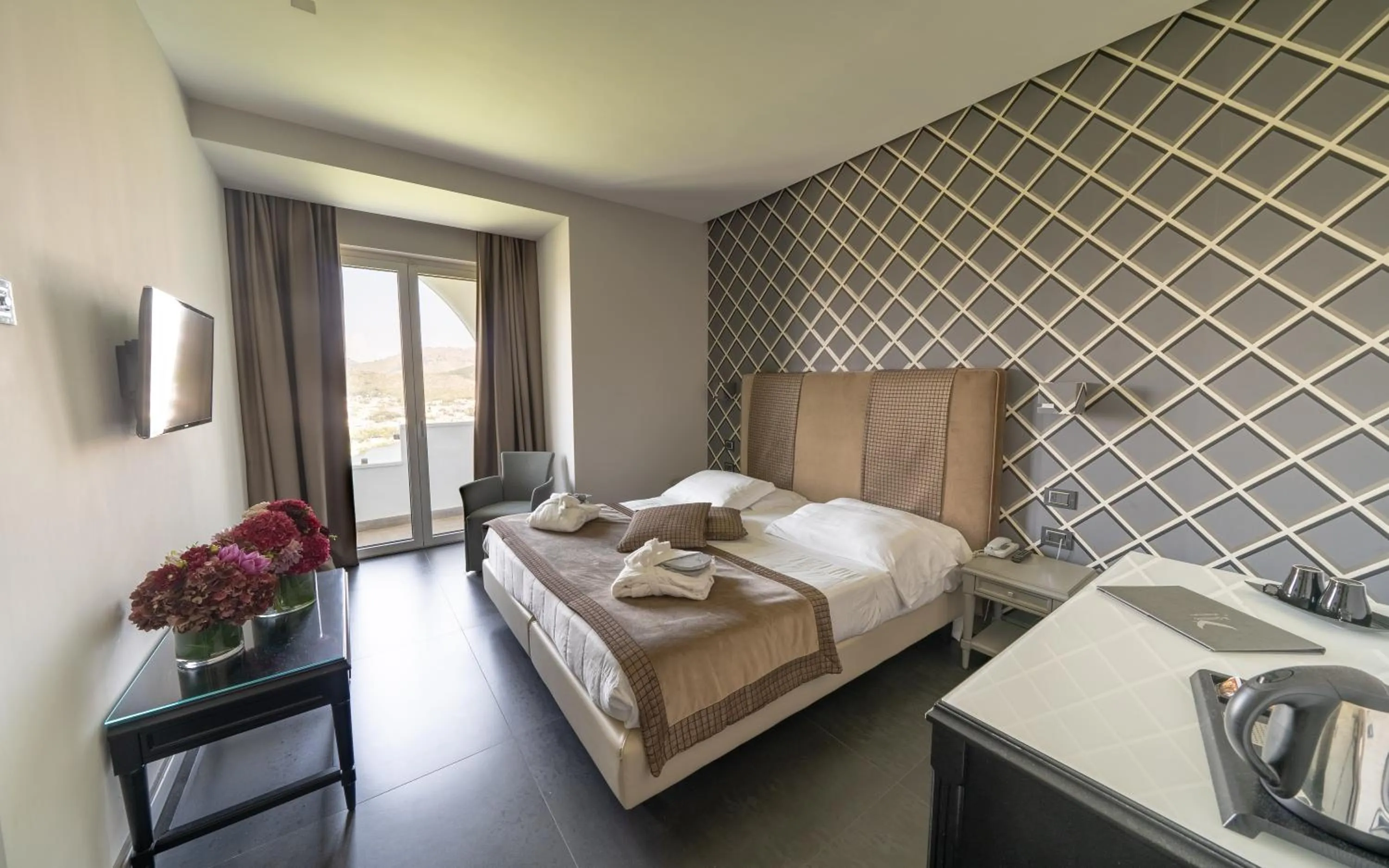 Bed in Hotel Il Gabbiano