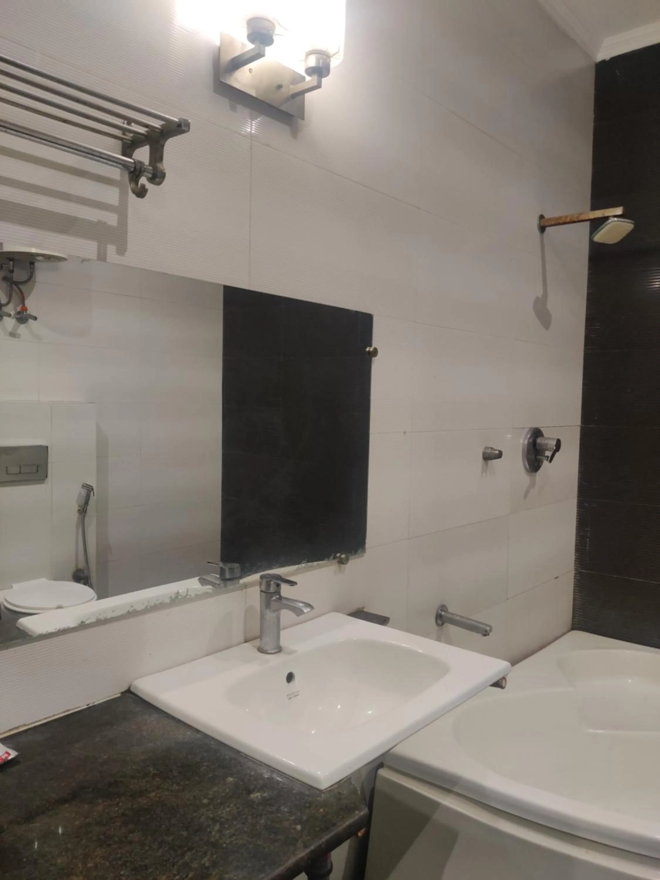 Shower in Hotel Delhi Airport Plaza IGI Airport , Free Airport Pickup