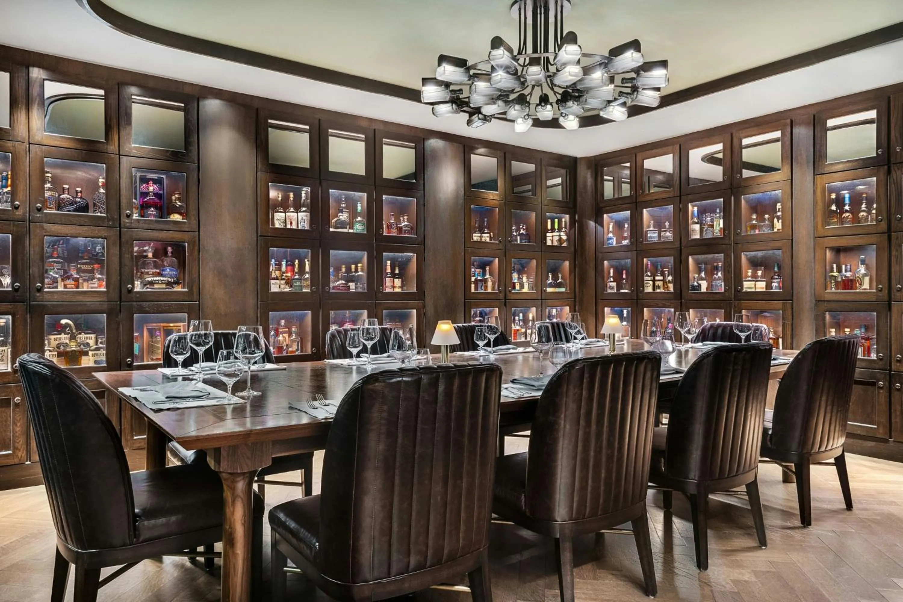 Restaurant/places to eat in The National, Autograph Collection