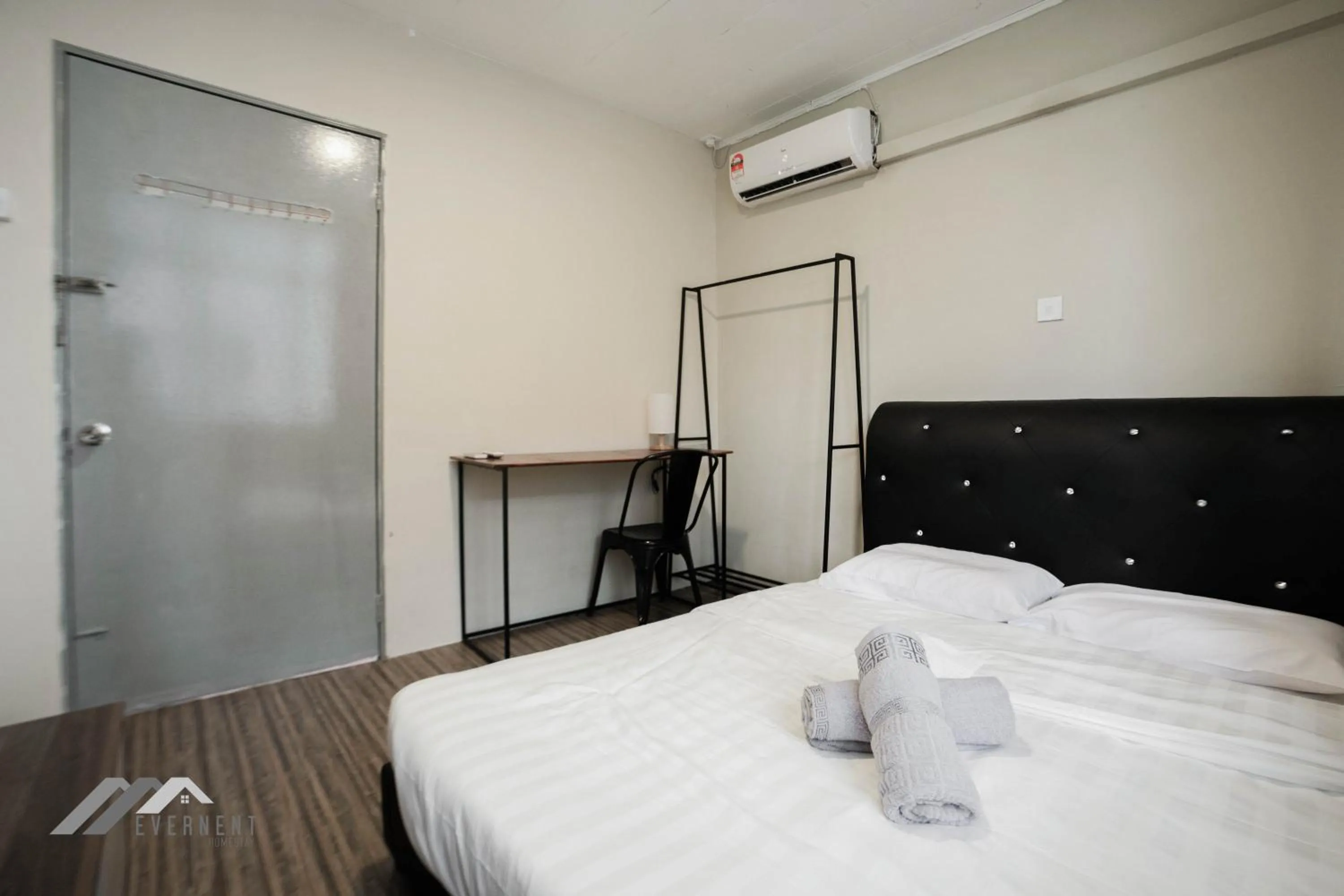 Bed in Permaisuri Homestay by Evernent