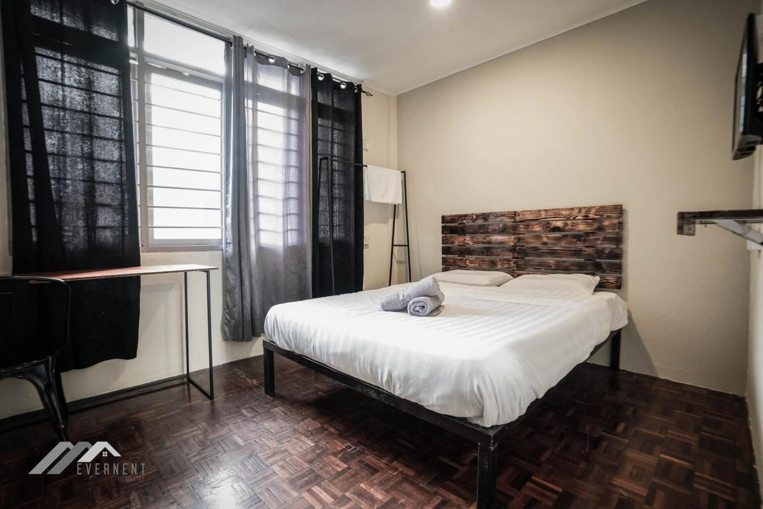 Bed in Permaisuri Homestay by Evernent