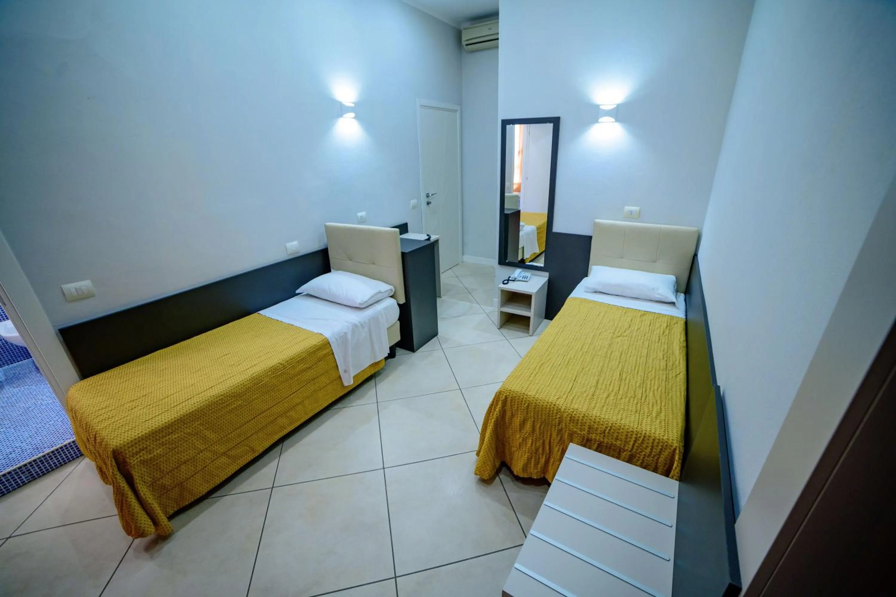 View (from property/room), Bed in Hotel Demo'