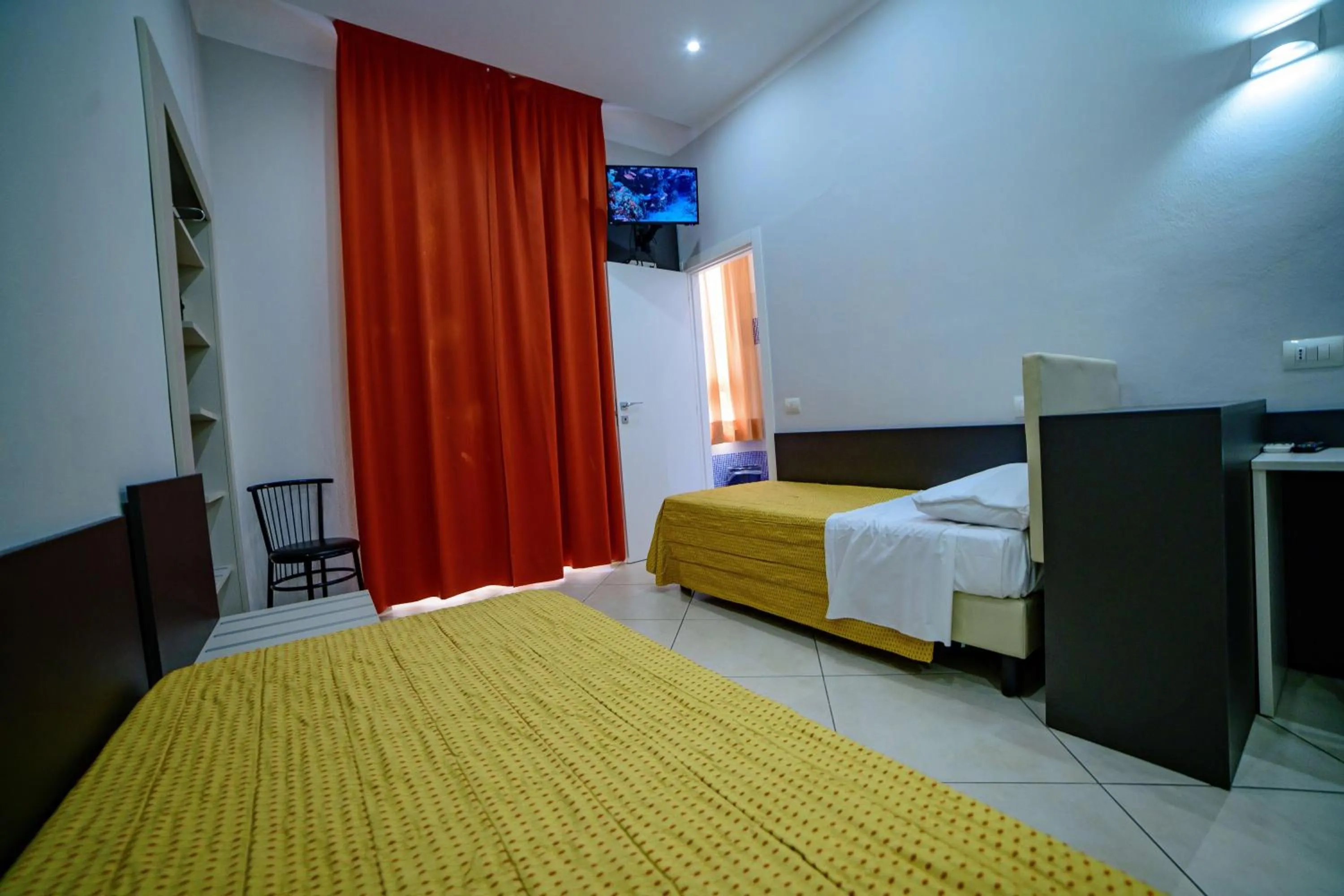 View (from property/room), Bed in Hotel Demo'