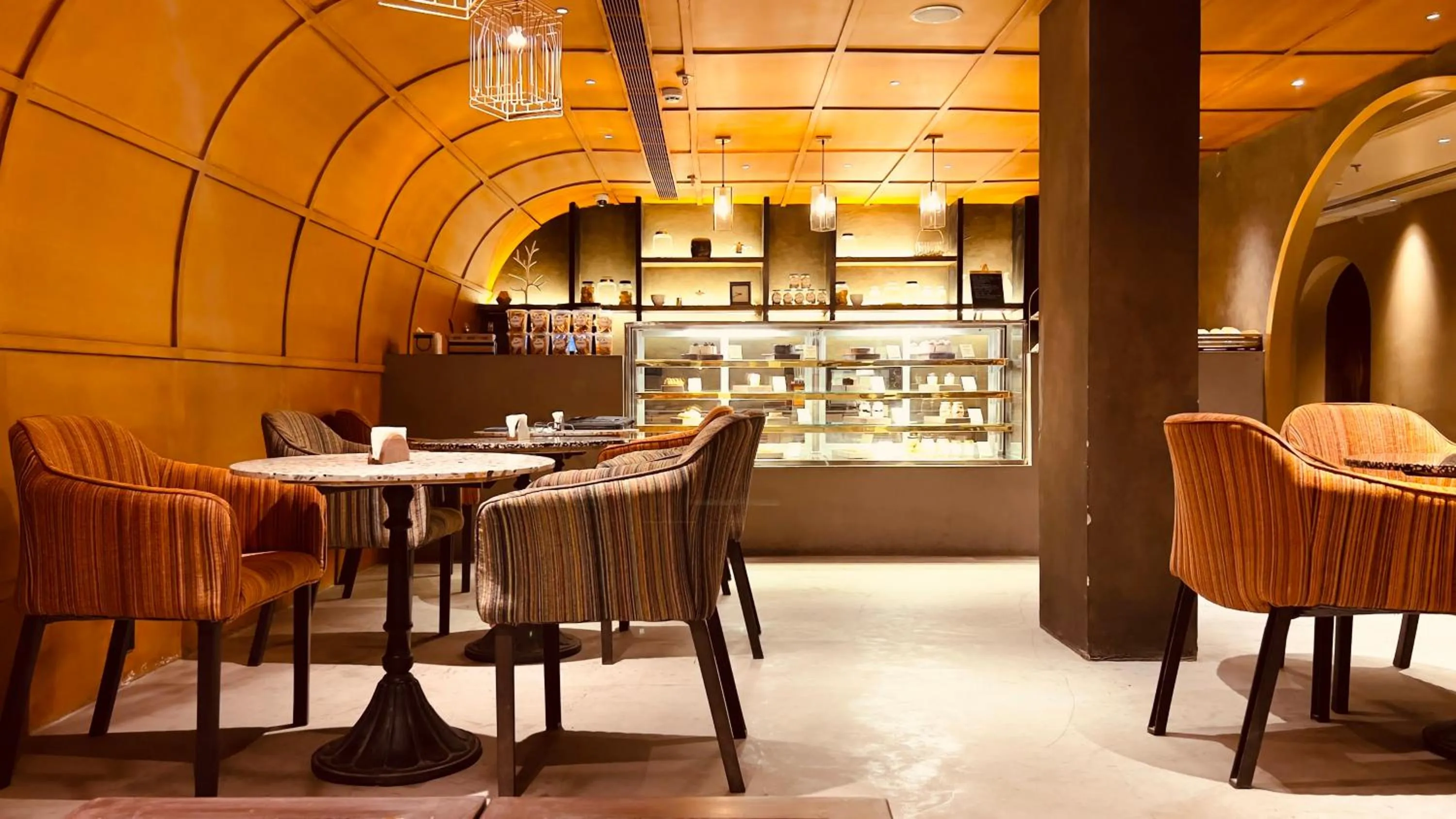 Coffee/tea facilities in Historia Royal