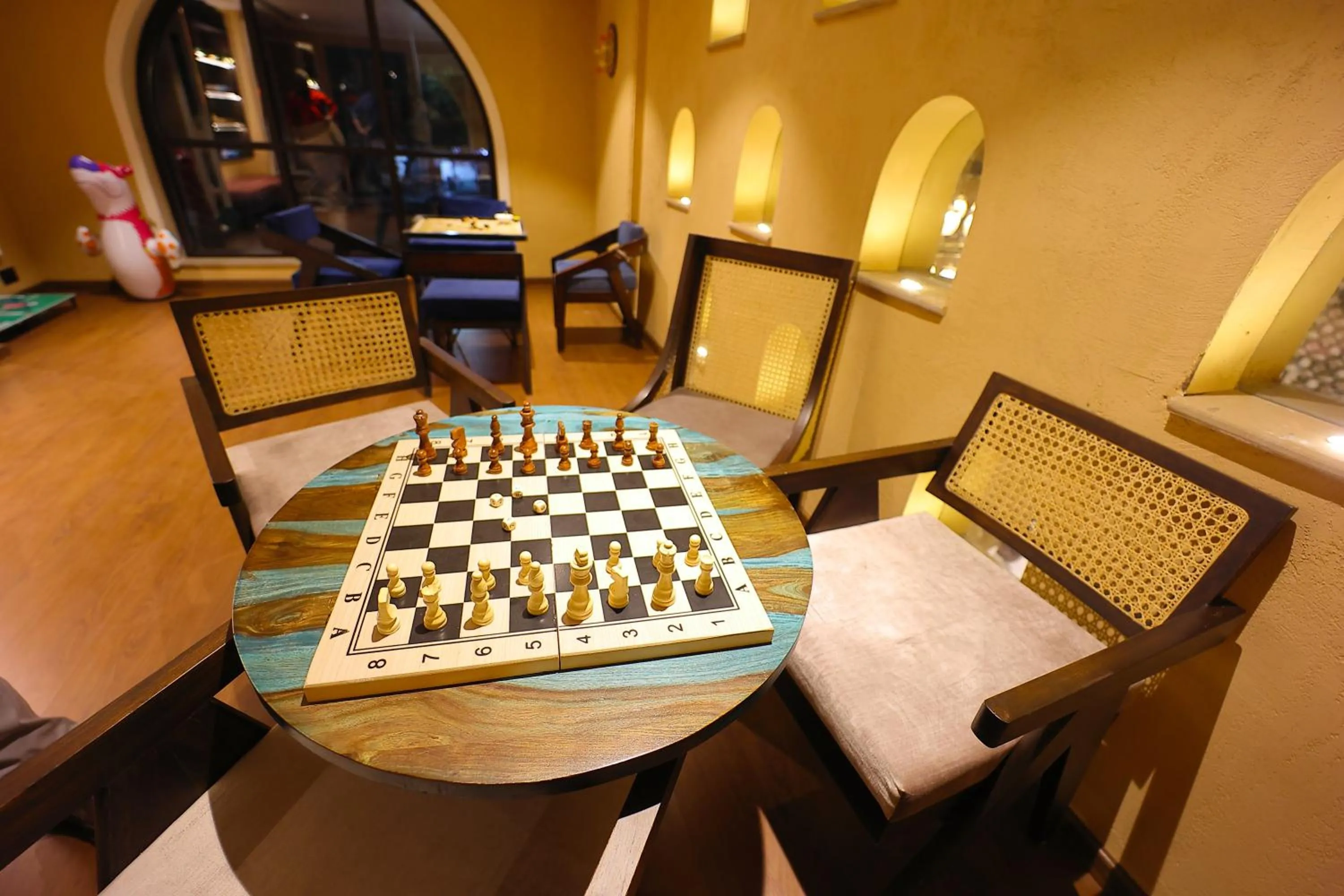 Game Room in Historia Royal