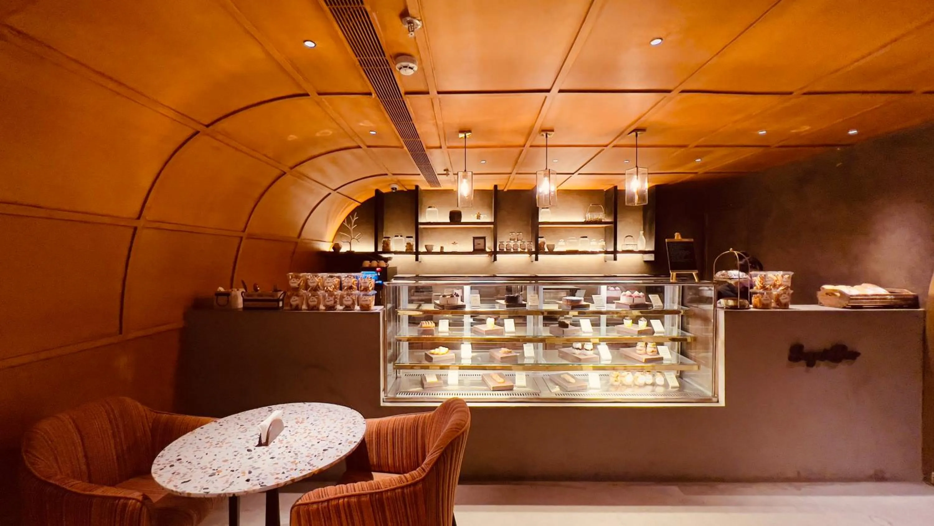 Coffee/tea facilities in Historia Royal