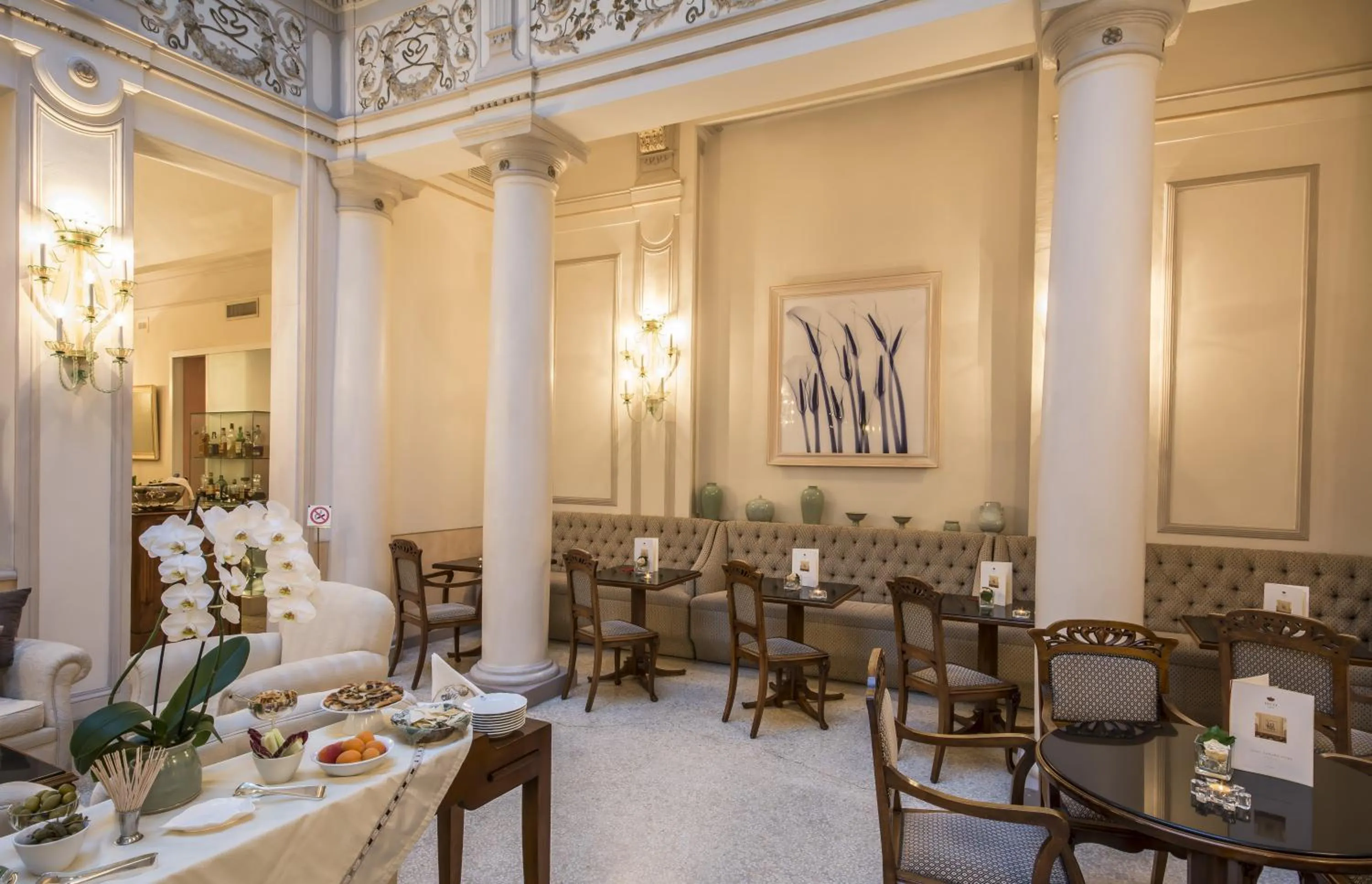 Lobby or reception in Hotel Corona d'Oro 1890