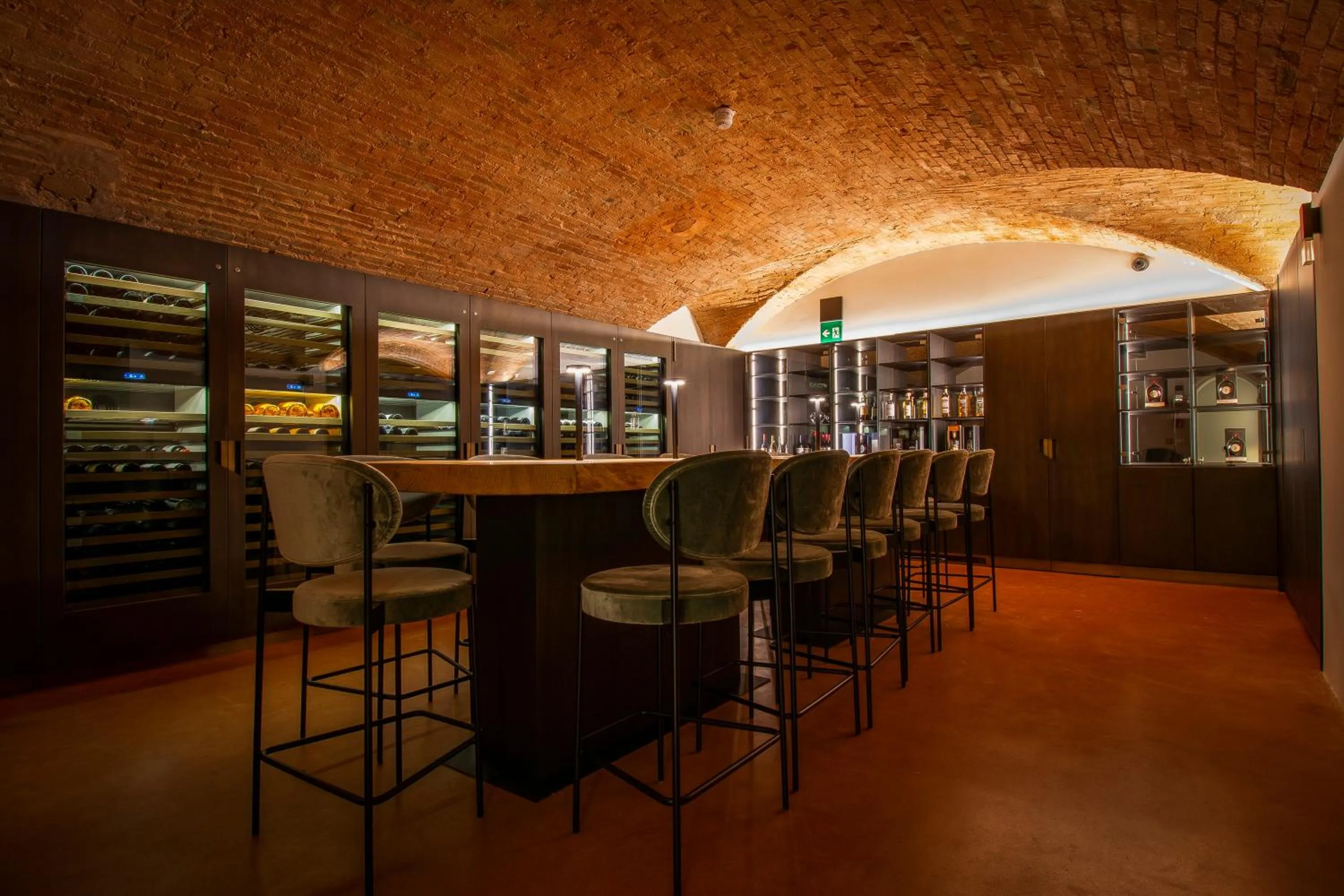 Restaurant/places to eat in Hotel Corona d'Oro 1890