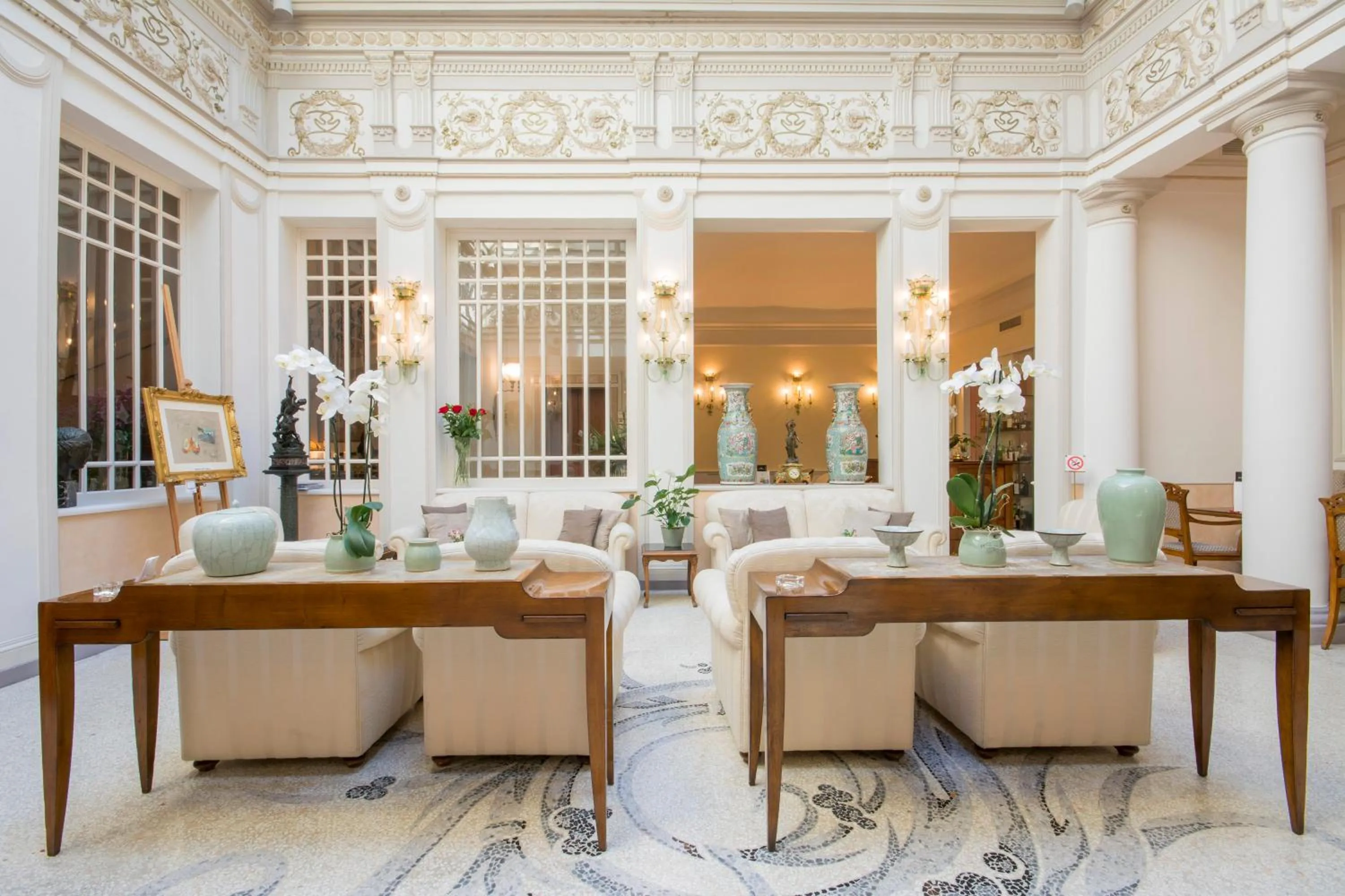 Lobby or reception in Hotel Corona d'Oro 1890