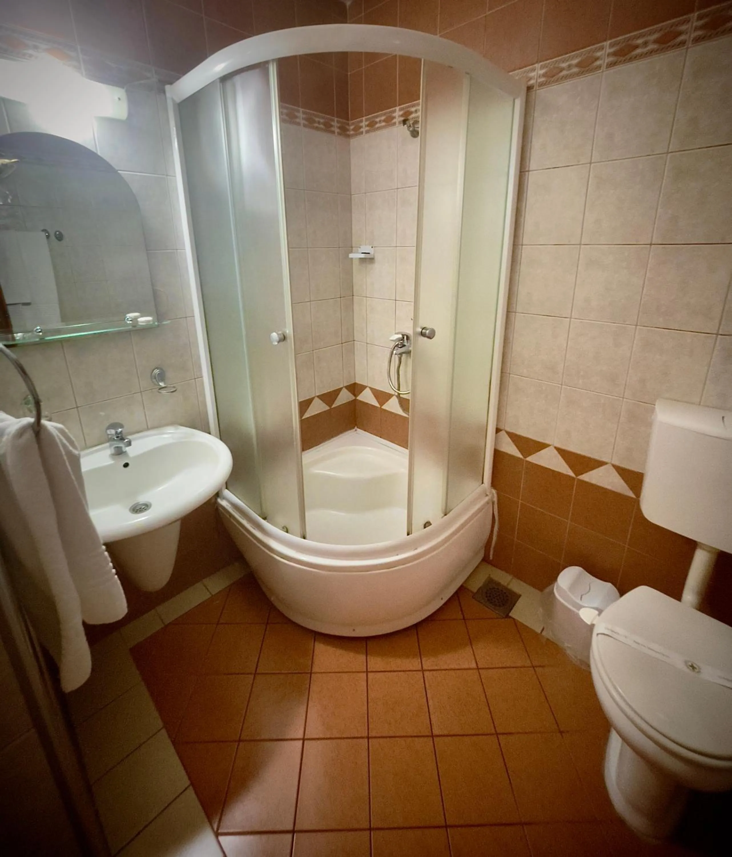 Shower in Hotel Ilinden