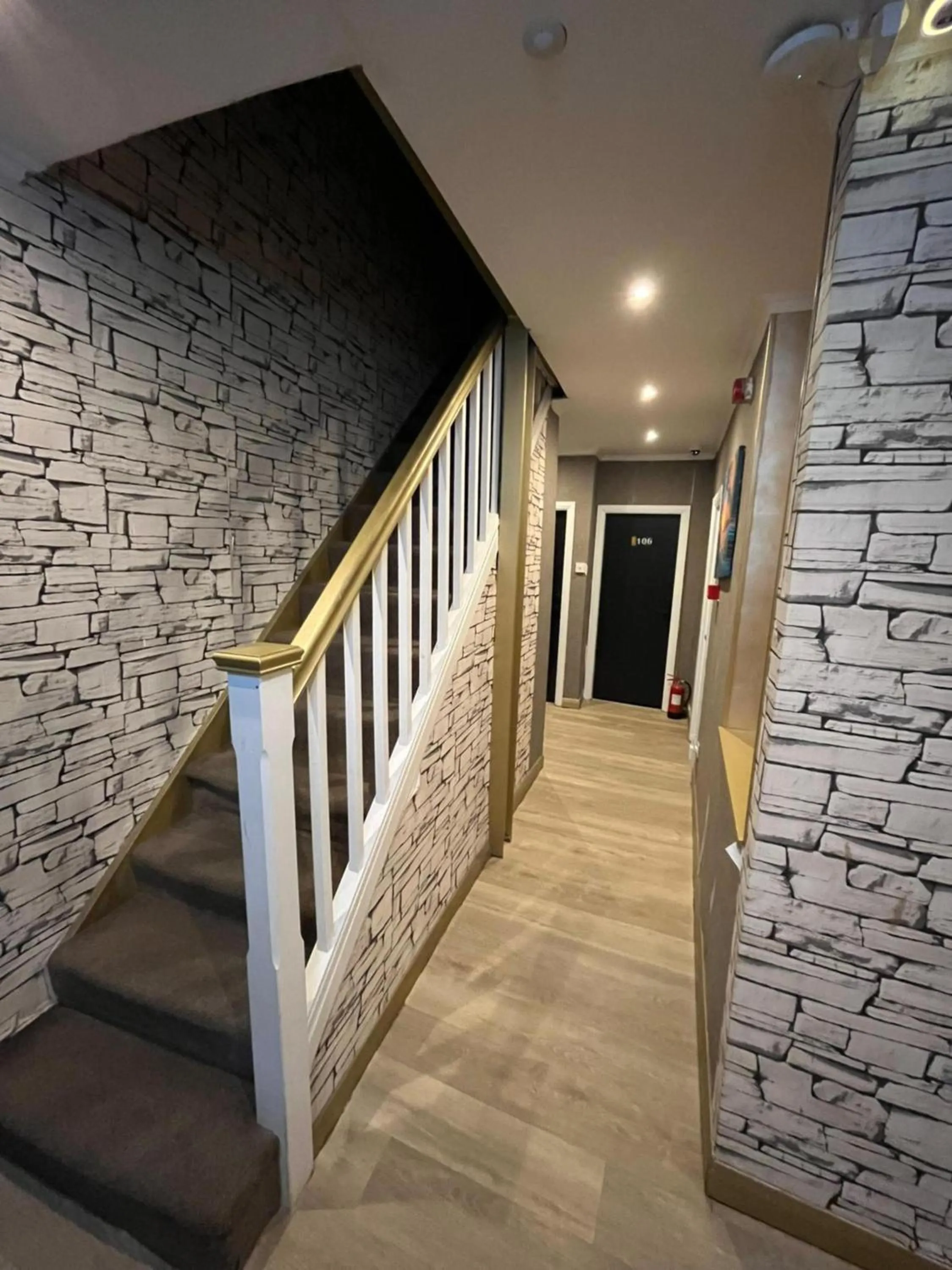 Lobby or reception in White Rose Hotel and Restaurant