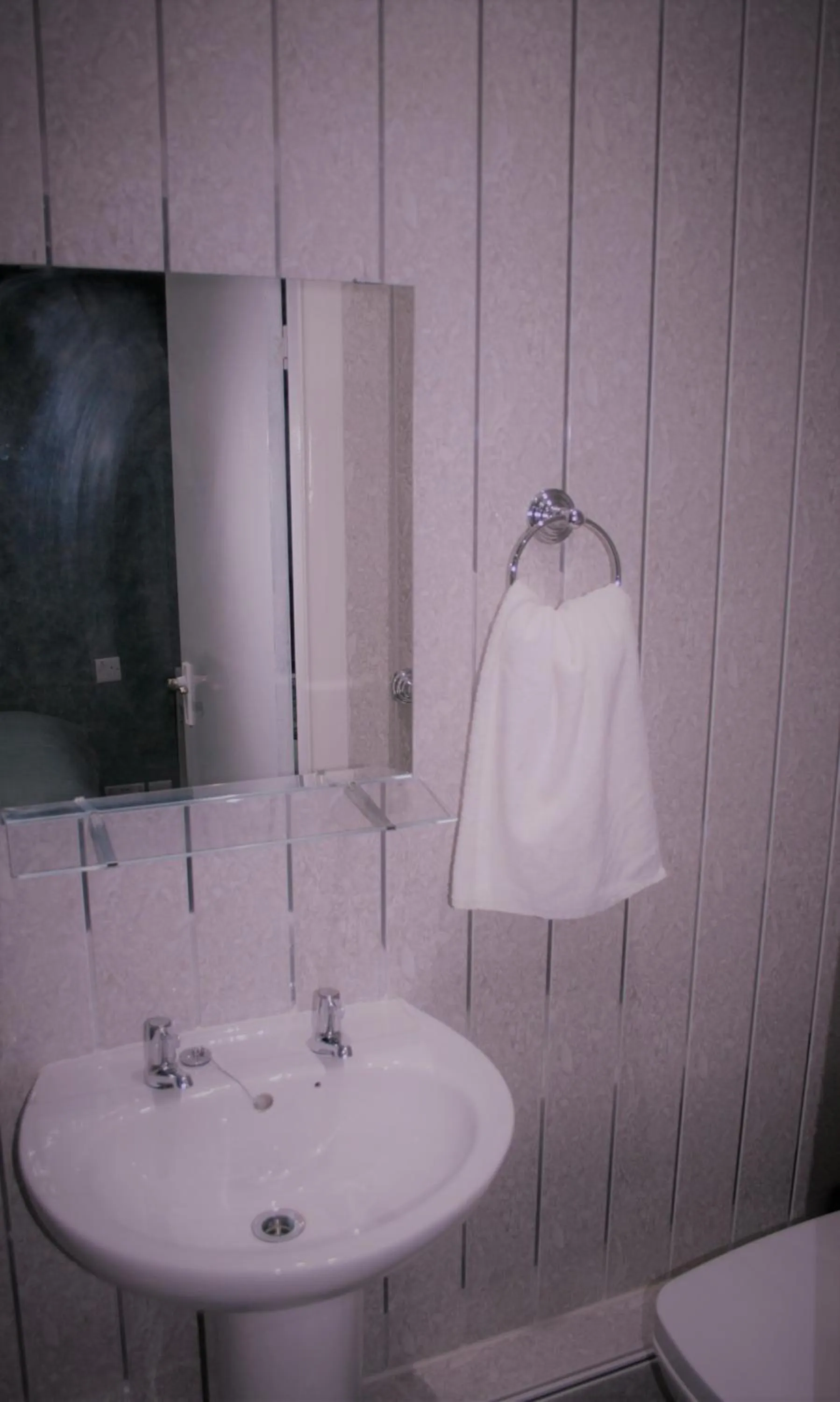 Bedroom, Bathroom in Cyrus Hotel