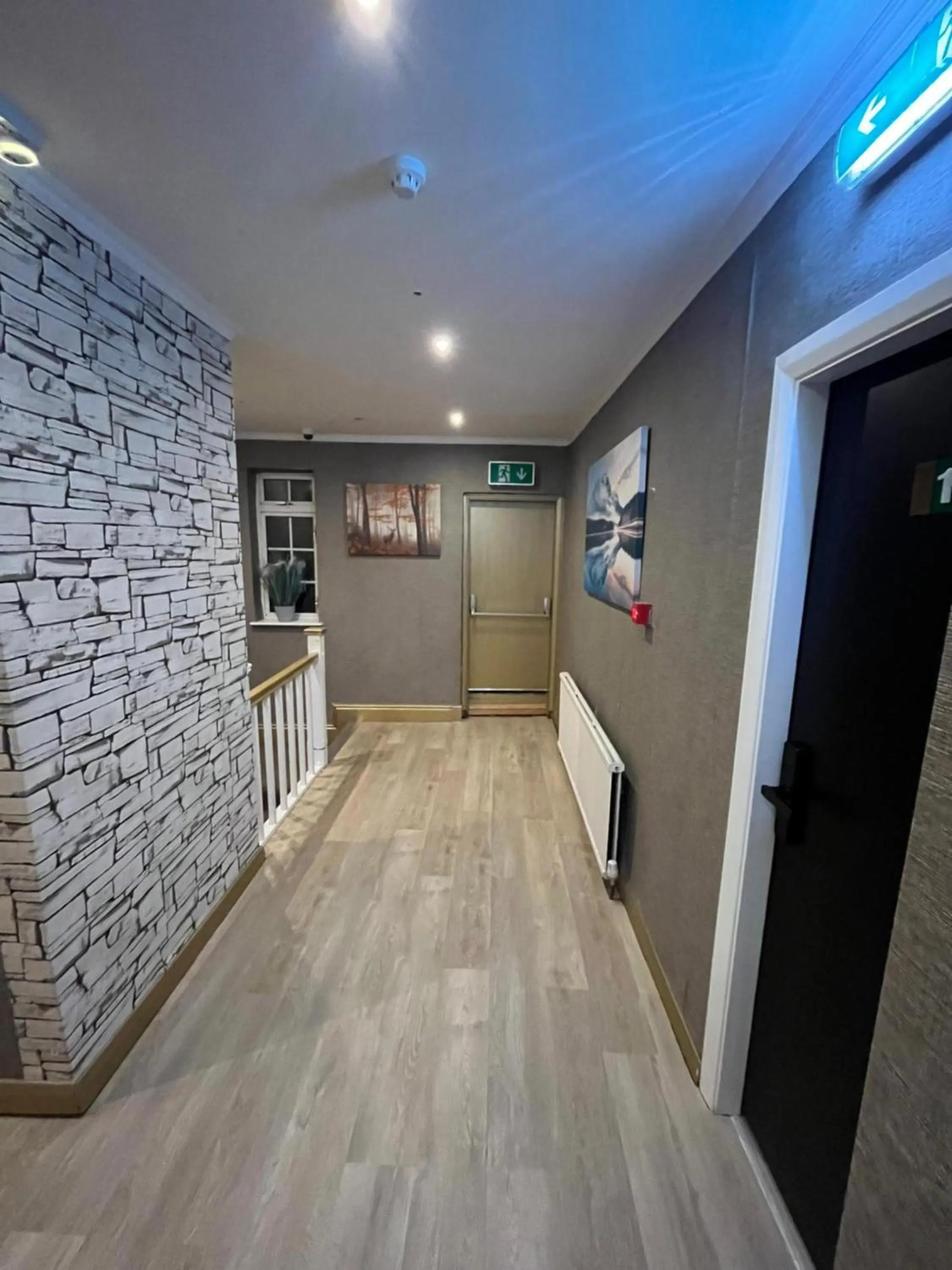 Lobby or reception in White Rose Hotel and Restaurant