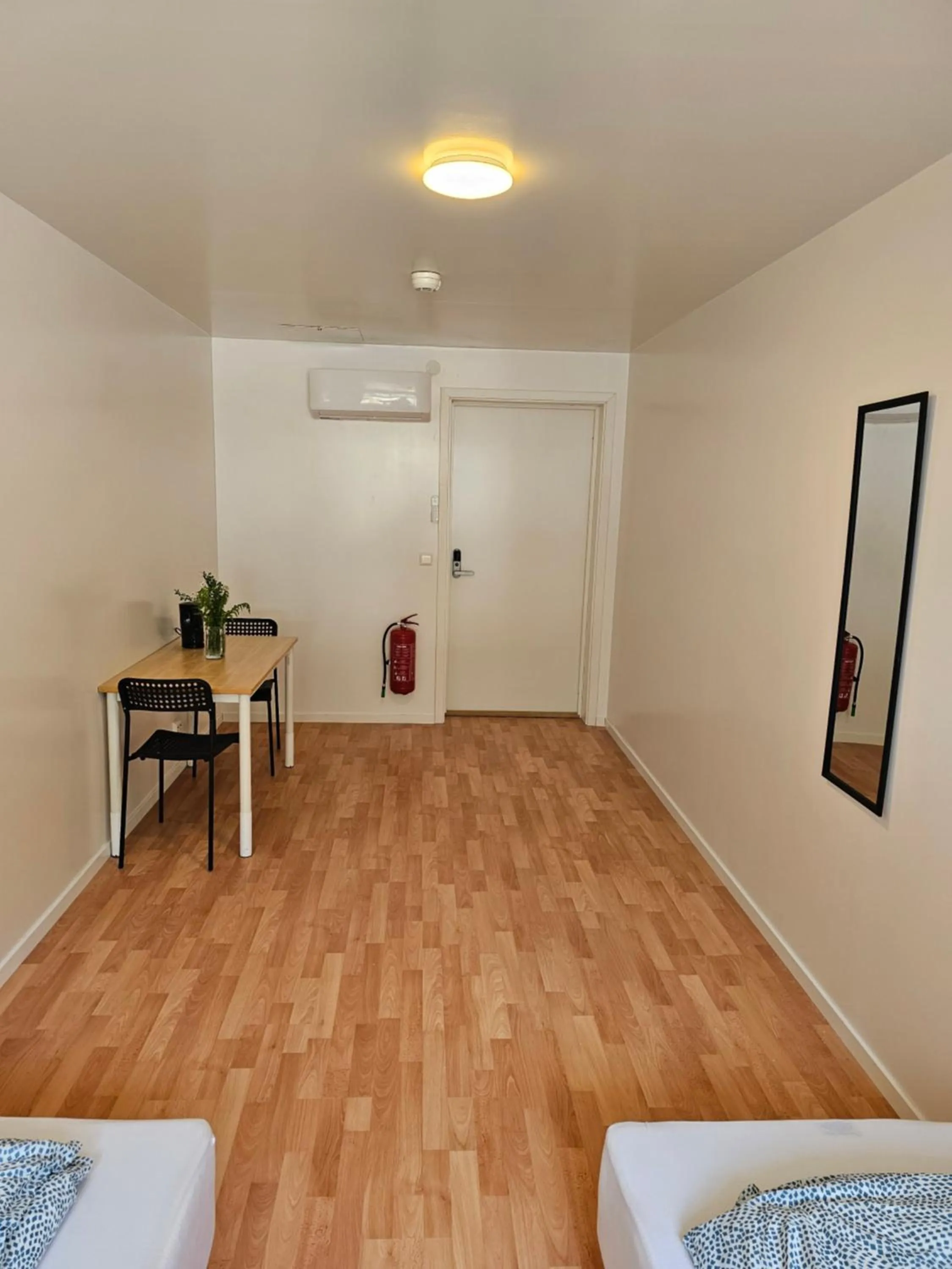 Bed in Brufjell Hostel & Parking