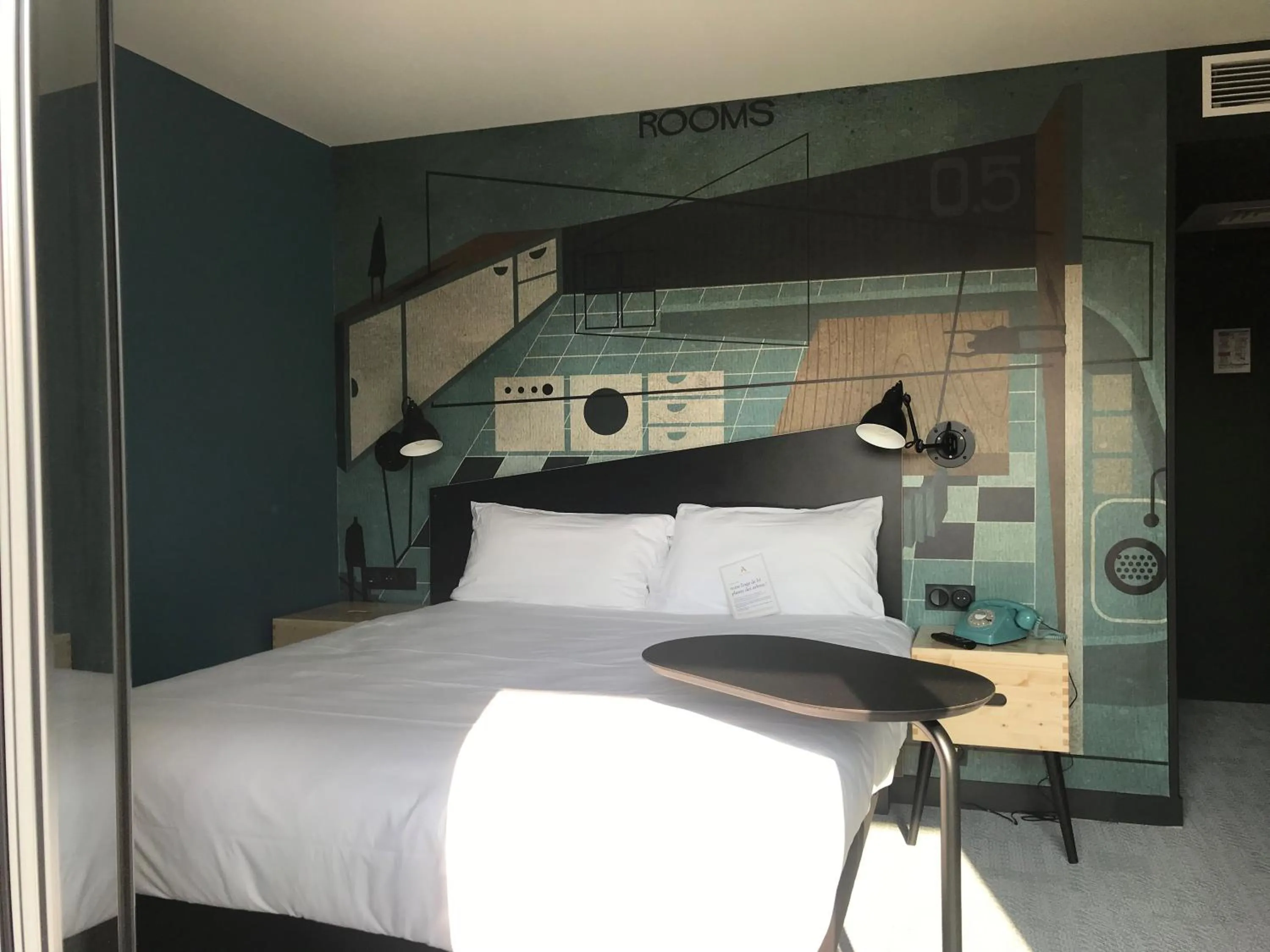 Bed in ibis Styles Dreux Centre Gare