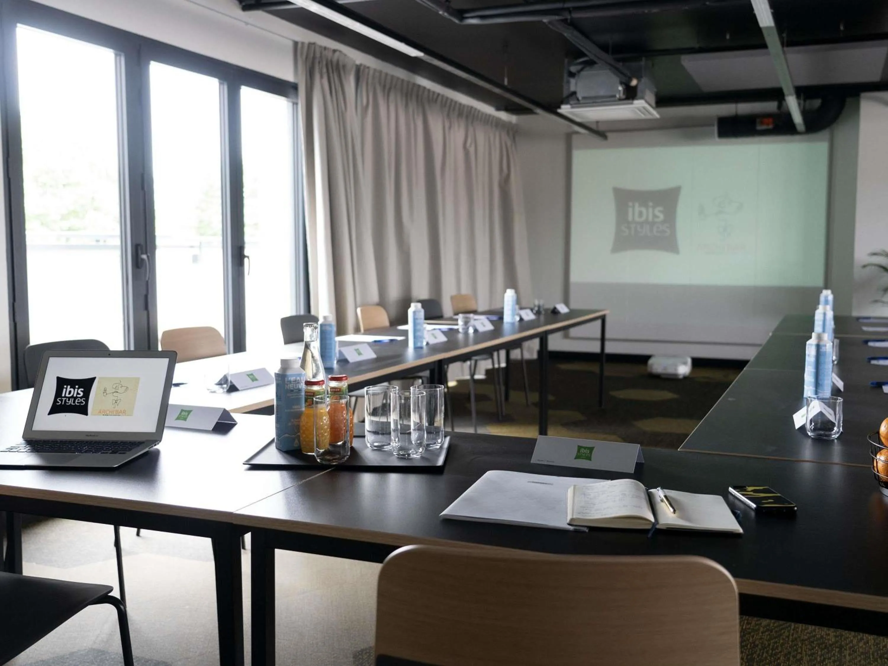 Business facilities in ibis Styles Dreux Centre Gare