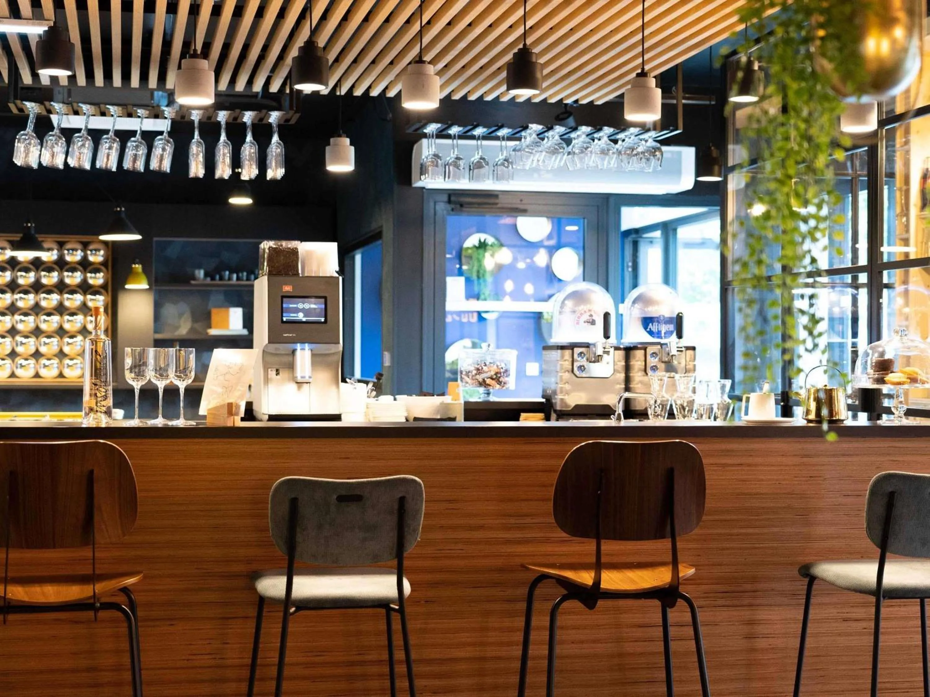 Lounge or bar in ibis Styles Dreux Centre Gare