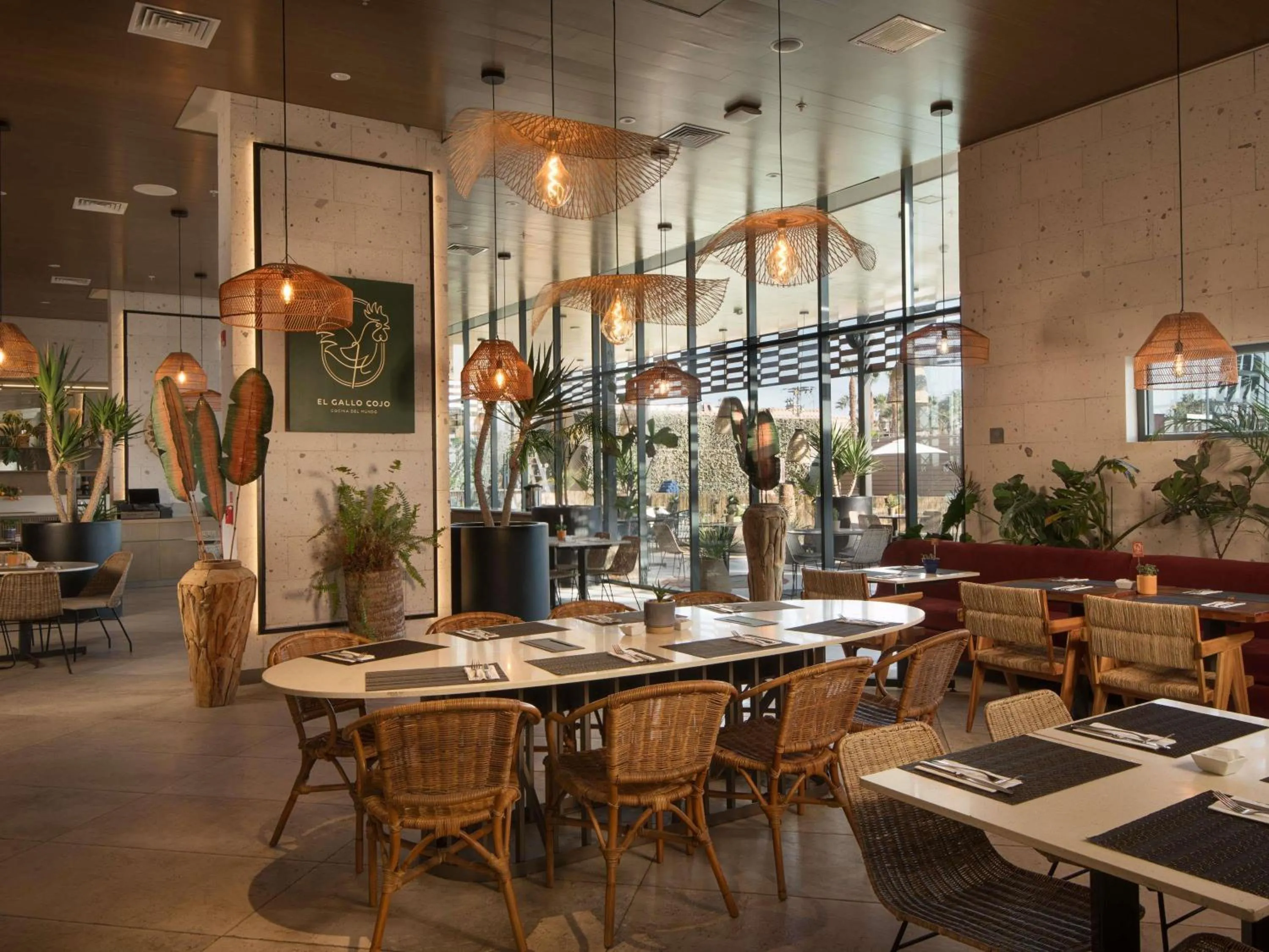 Restaurant/places to eat in Novotel Arica