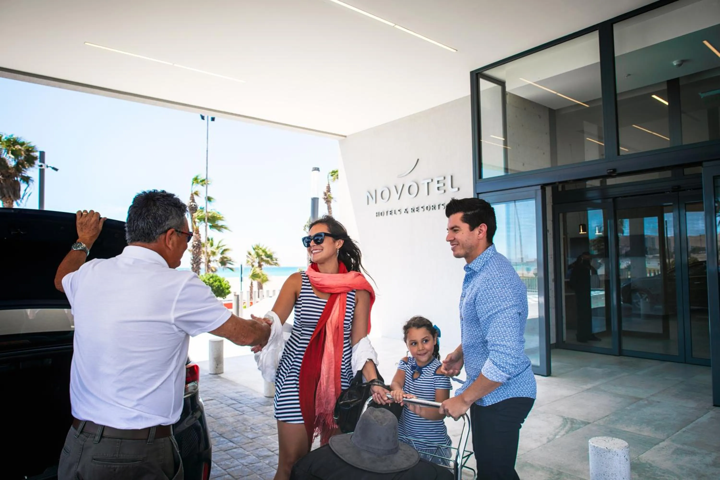 shuttle in Novotel Arica