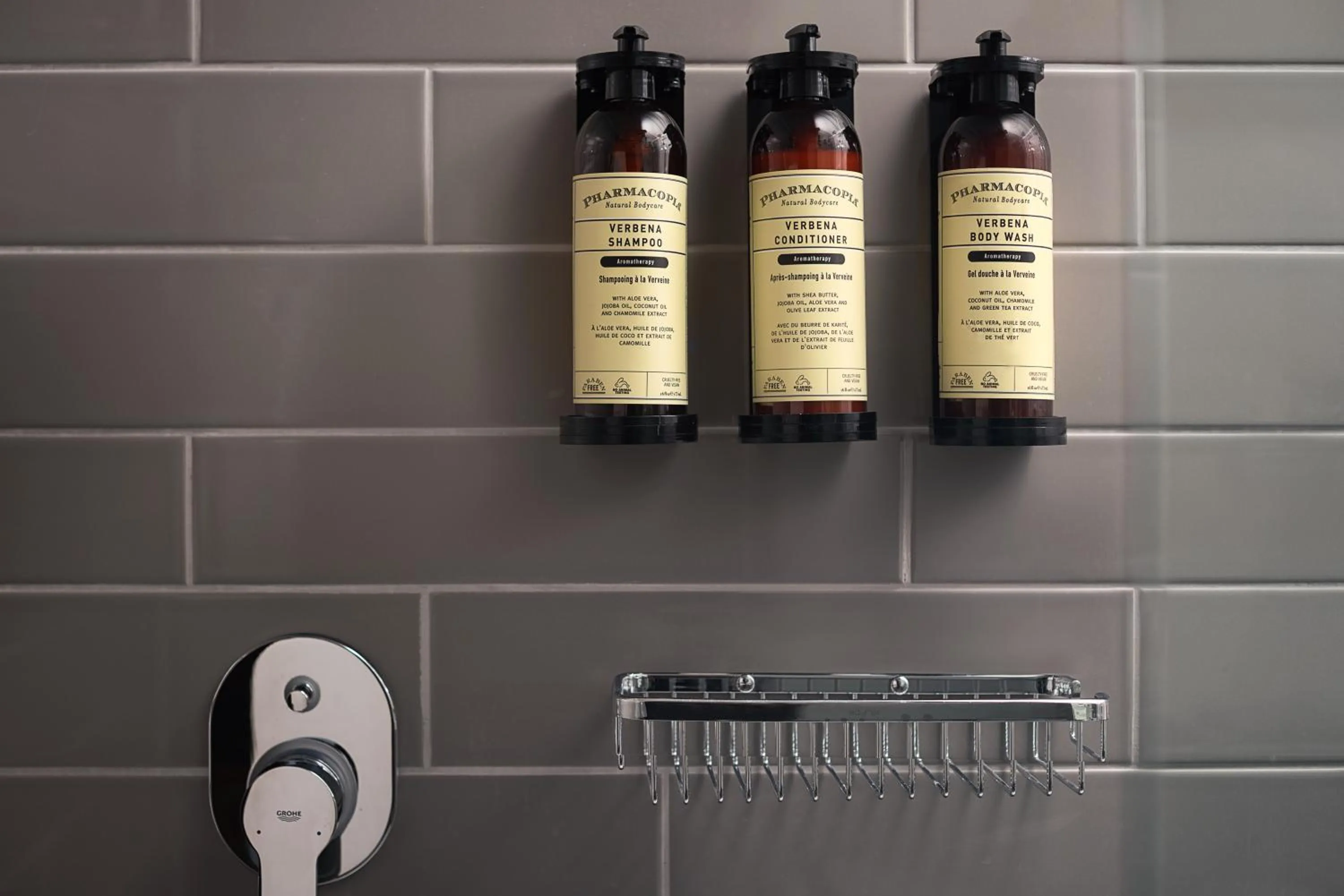 Toilet in Novotel Arica