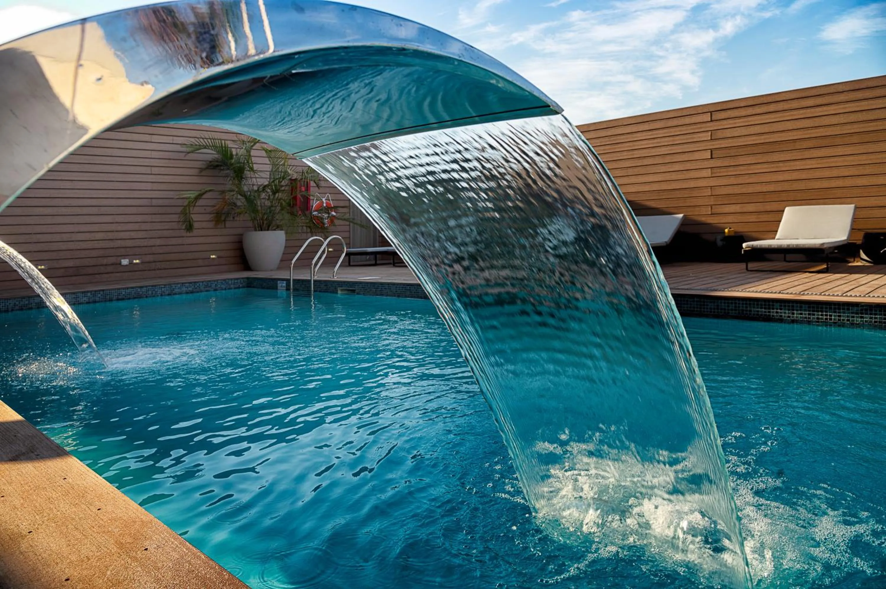 People in Novotel Arica