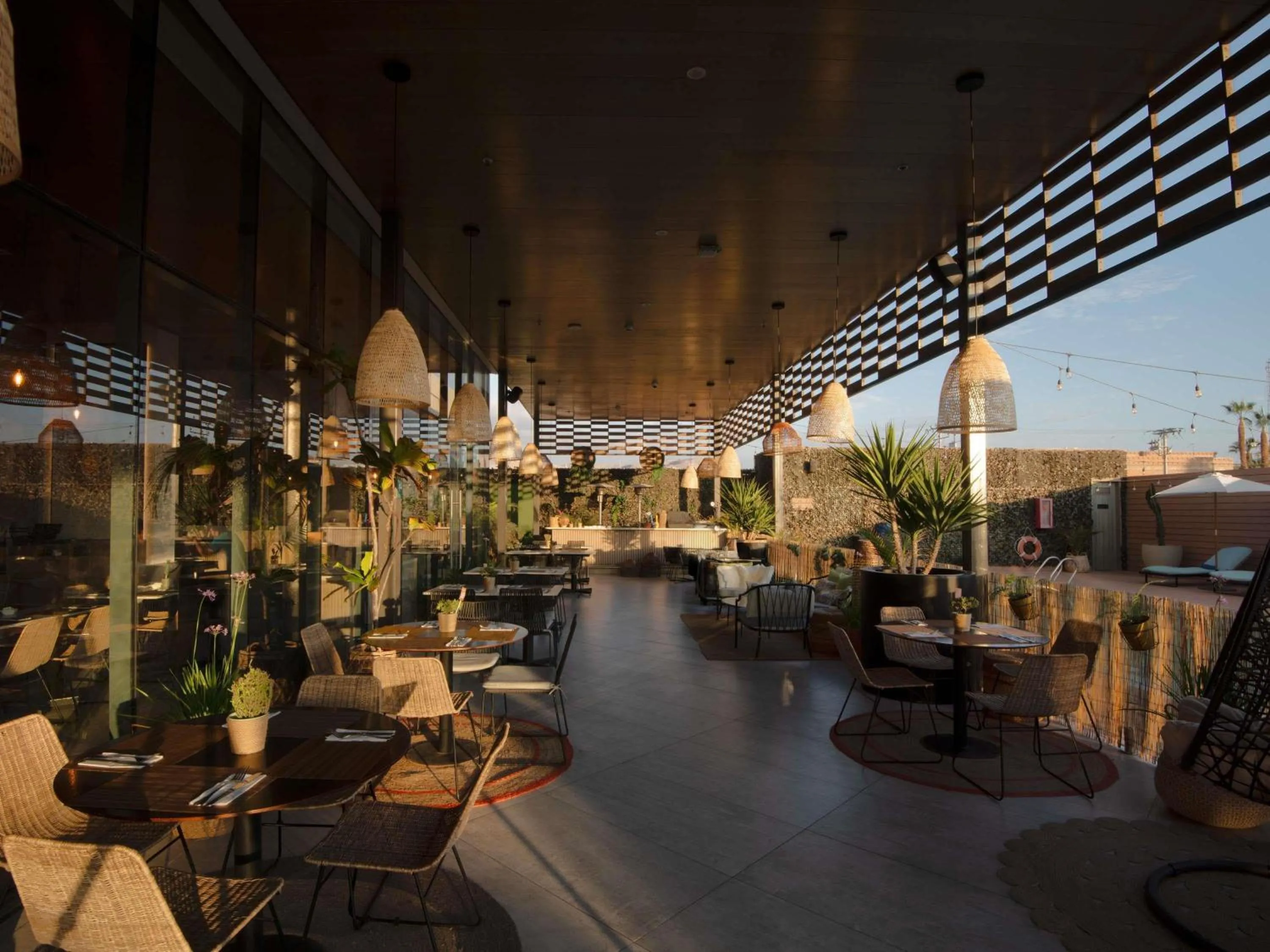 Restaurant/places to eat in Novotel Arica